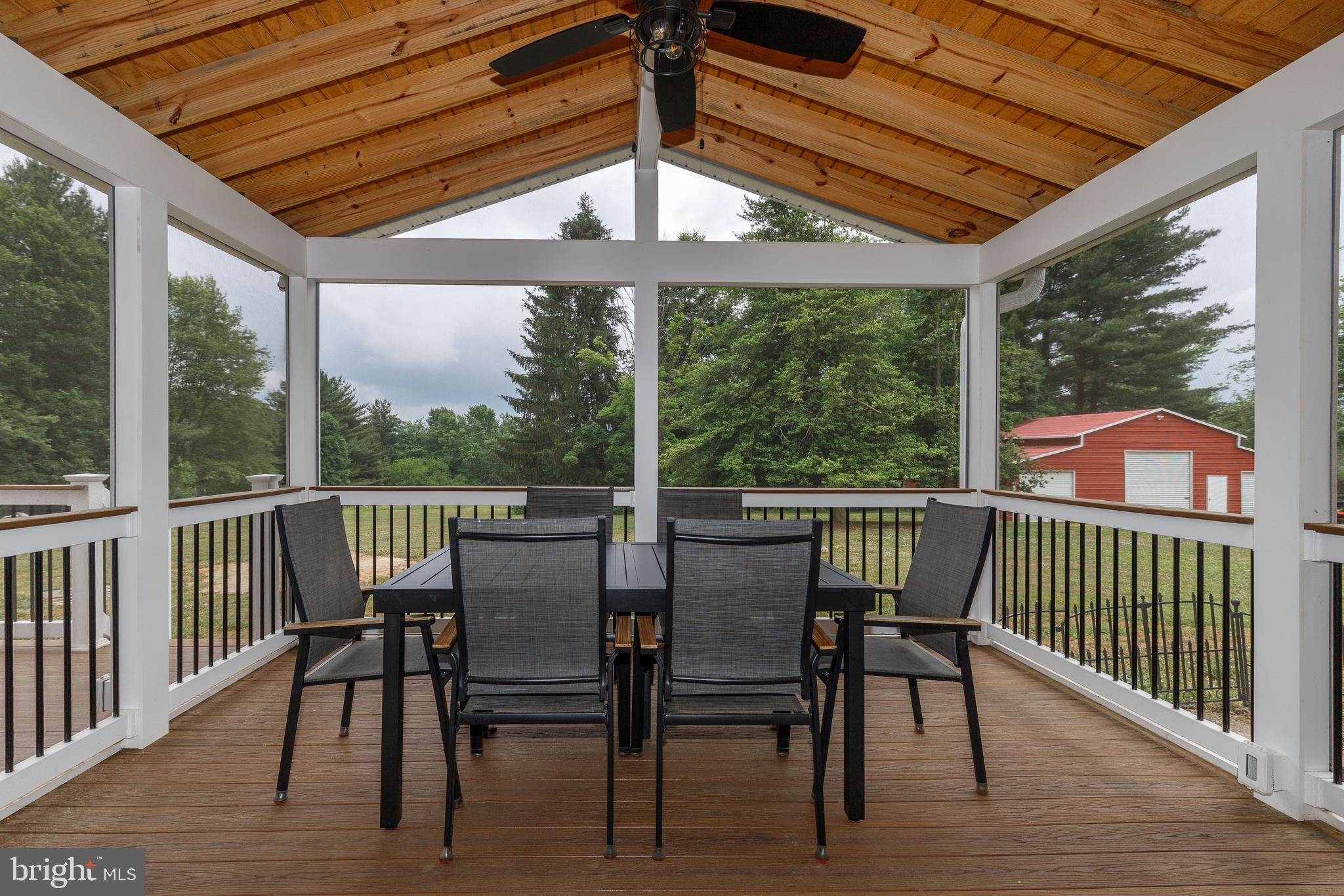 HAMPSTEAD - Residential