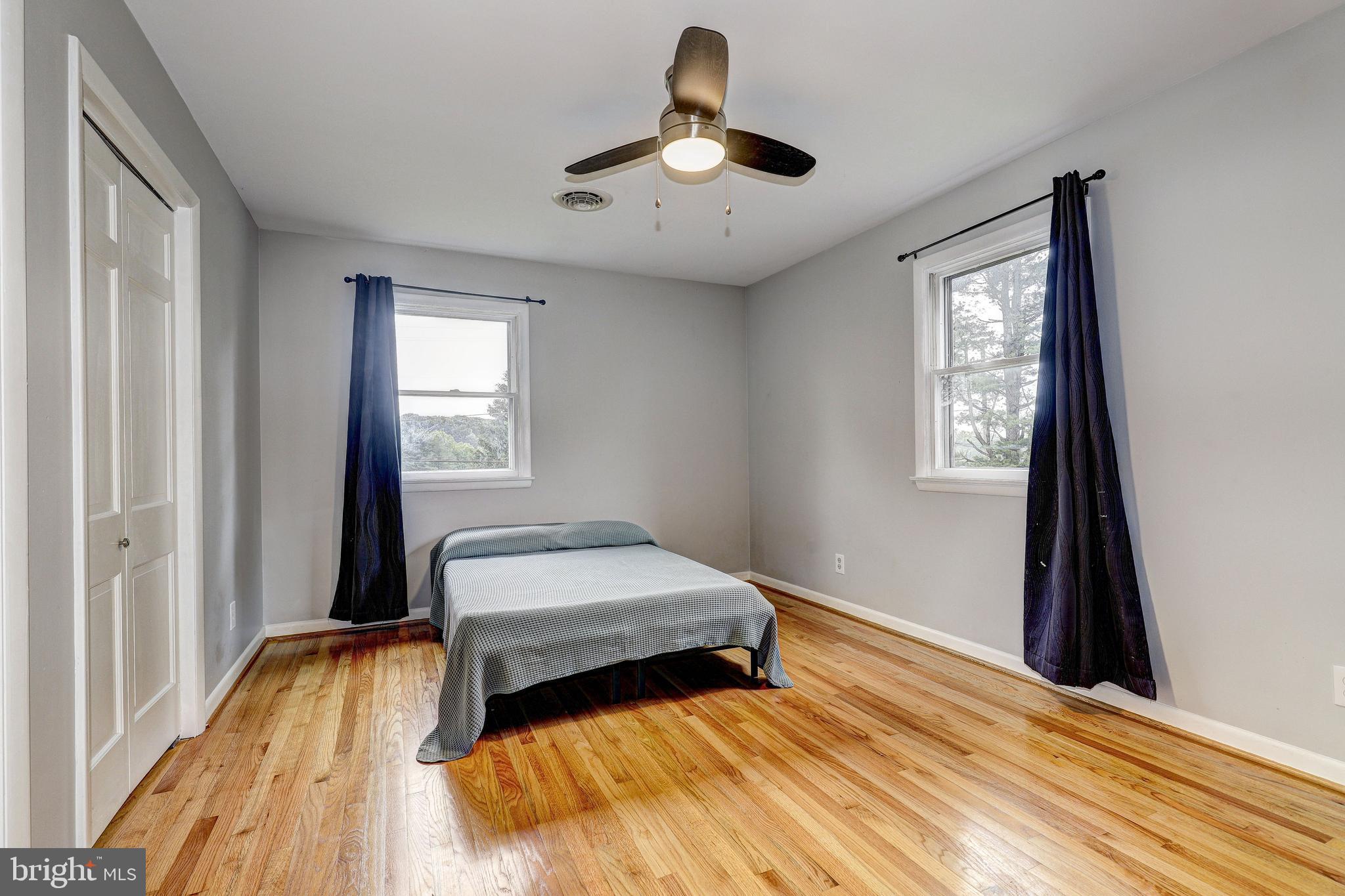 HAMPSTEAD - Residential