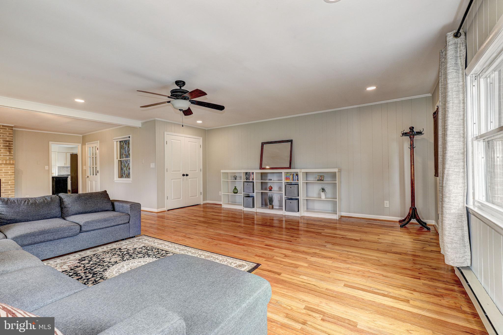 HAMPSTEAD - Residential