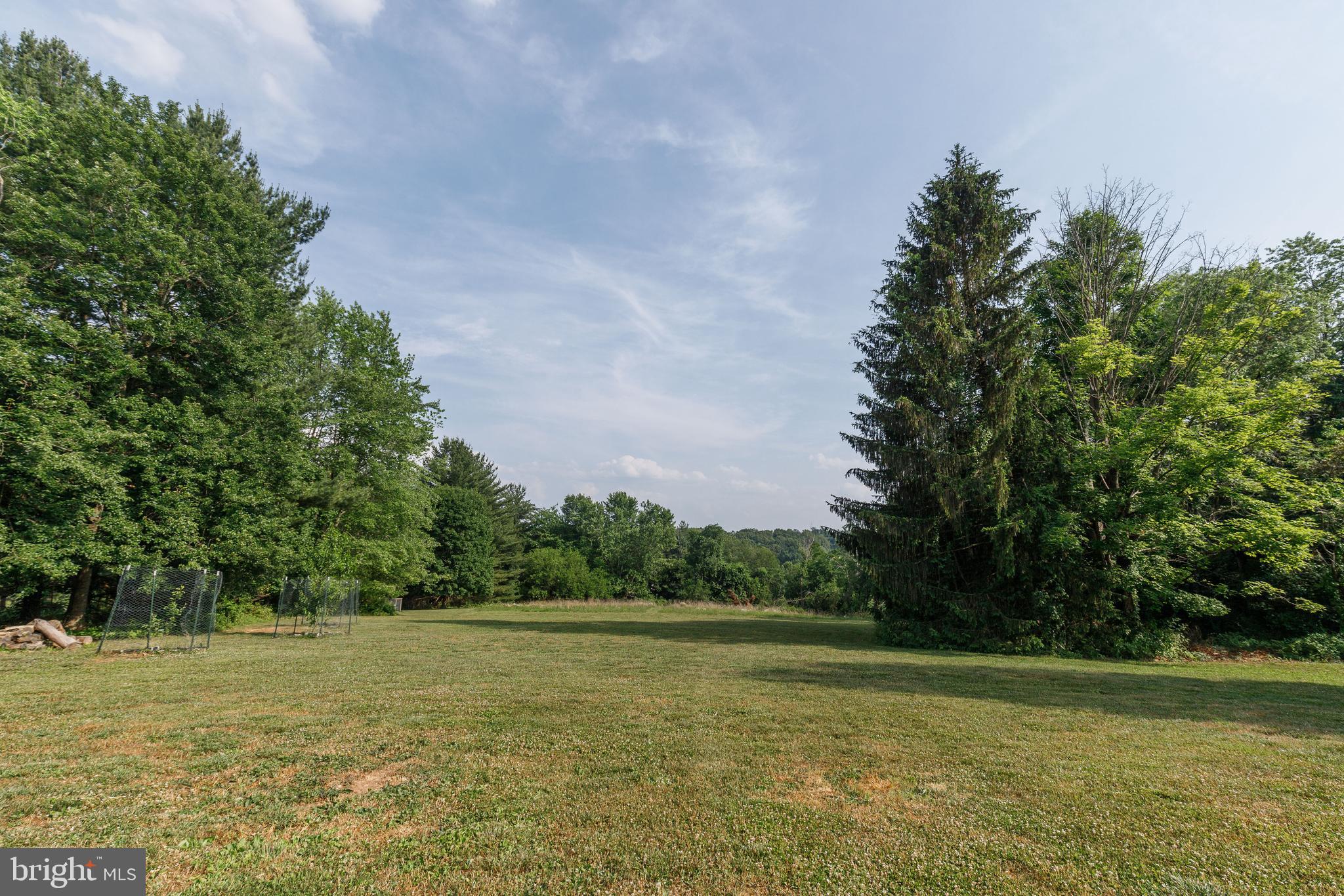 HAMPSTEAD - Residential