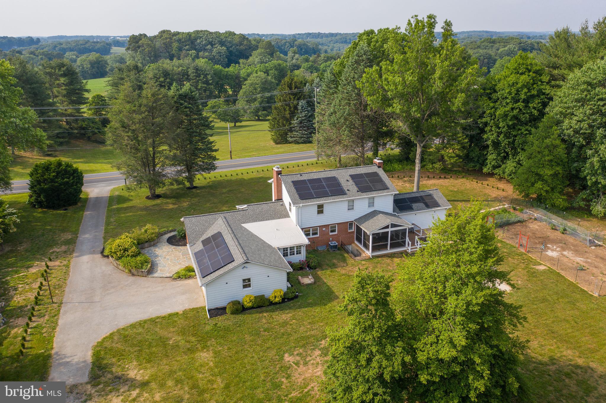 HAMPSTEAD - Residential