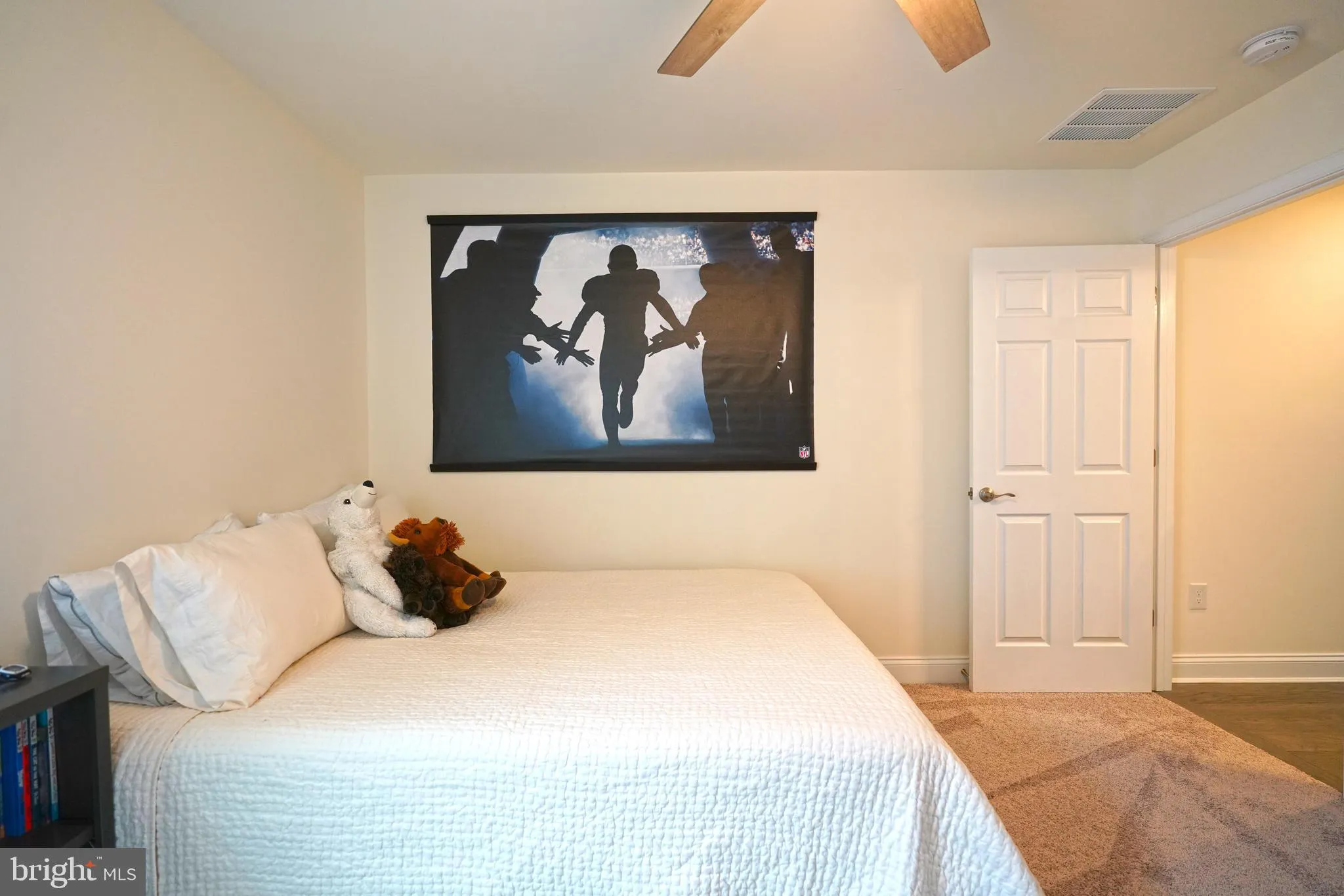 Lewes, Delaware 19958, United States, 5 Bedrooms Bedrooms, ,5 BathroomsBathrooms,Residential,Active,140714