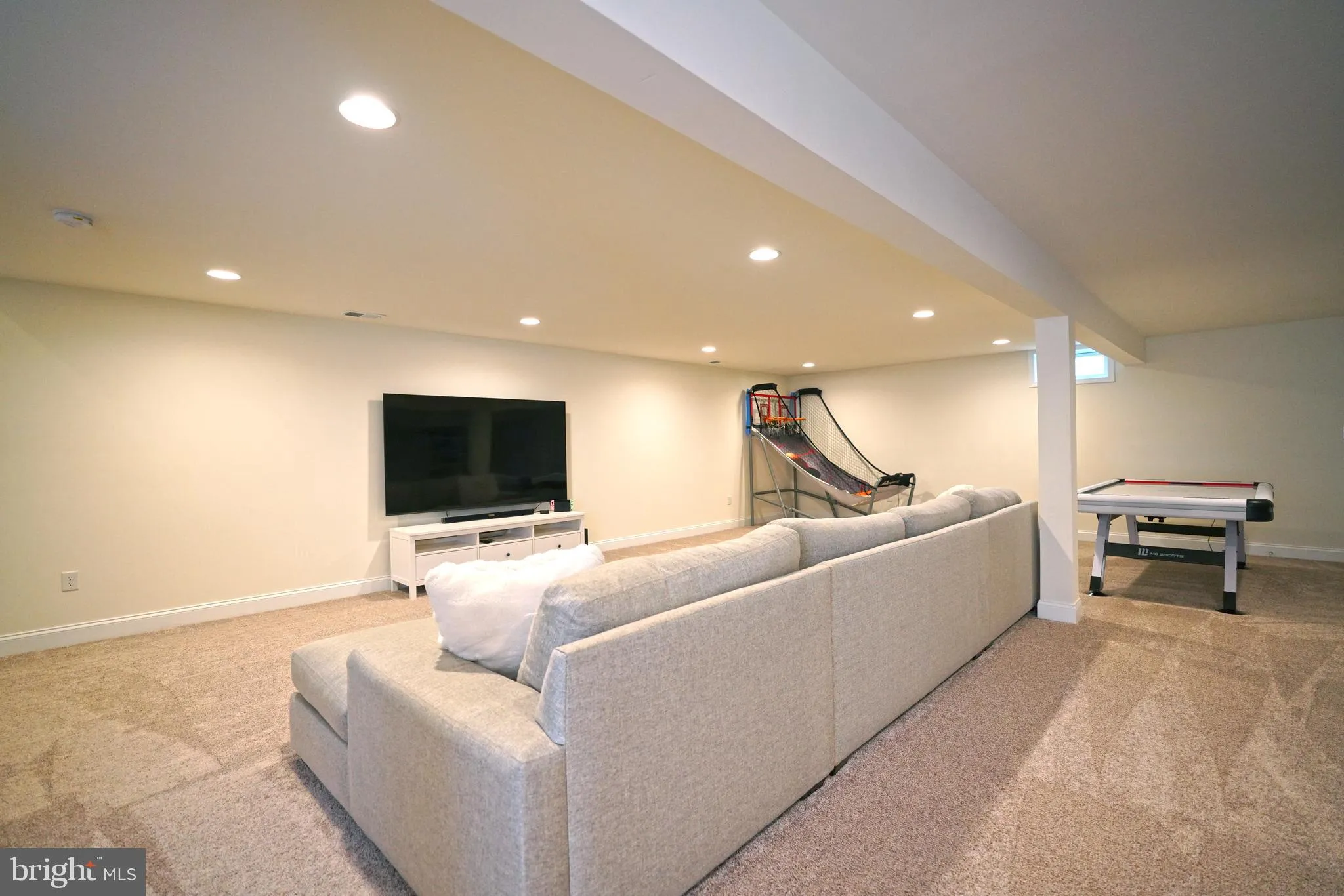 Lewes, Delaware 19958, United States, 5 Bedrooms Bedrooms, ,5 BathroomsBathrooms,Residential,Active,140714