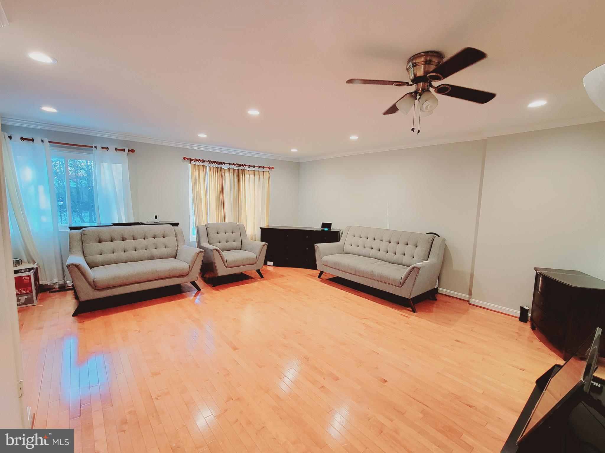 CIPRIANO WOODS - Residential