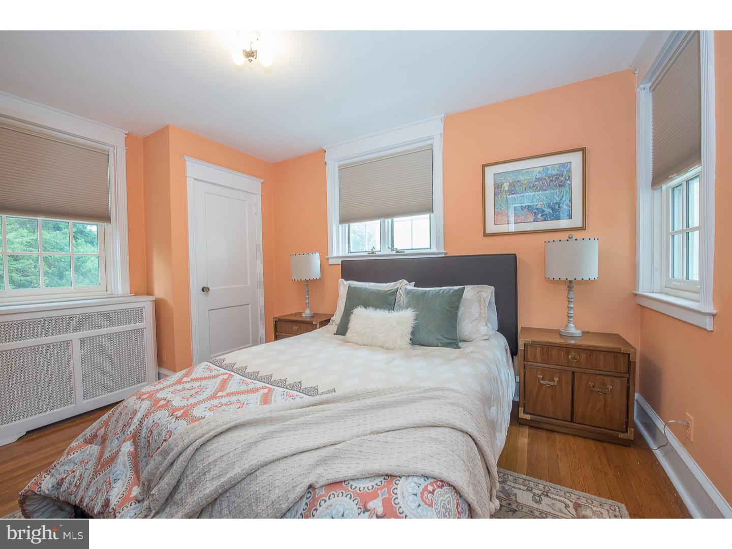 EAST FALLS - Residential