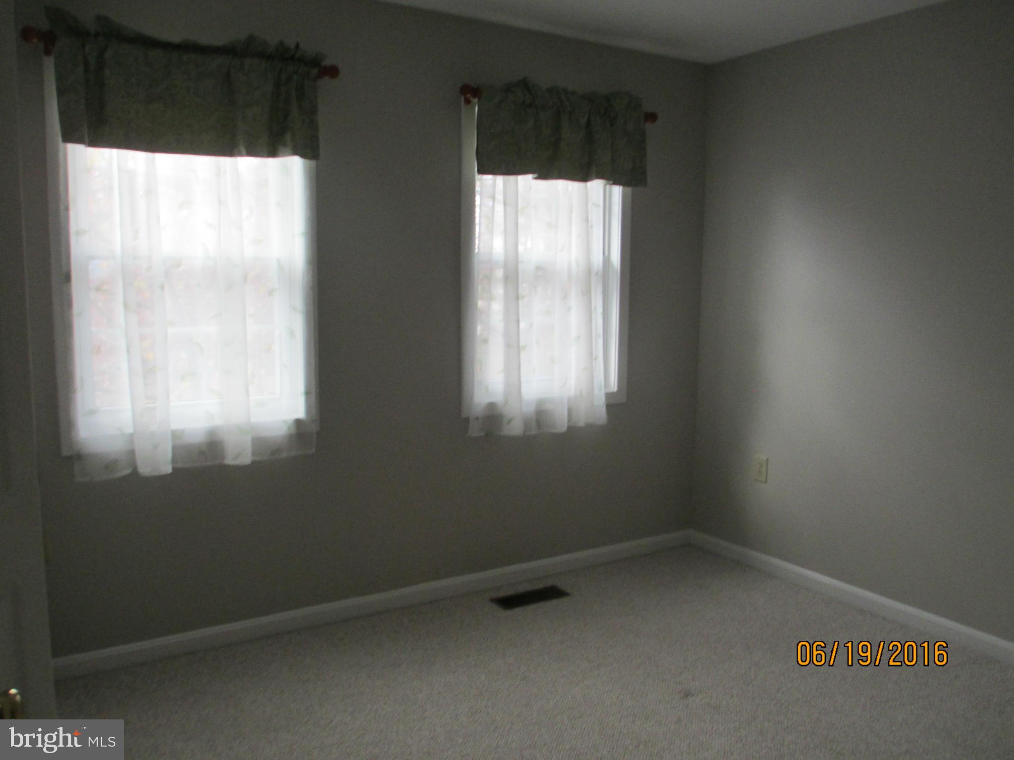 SPRING VALLEY - Residential