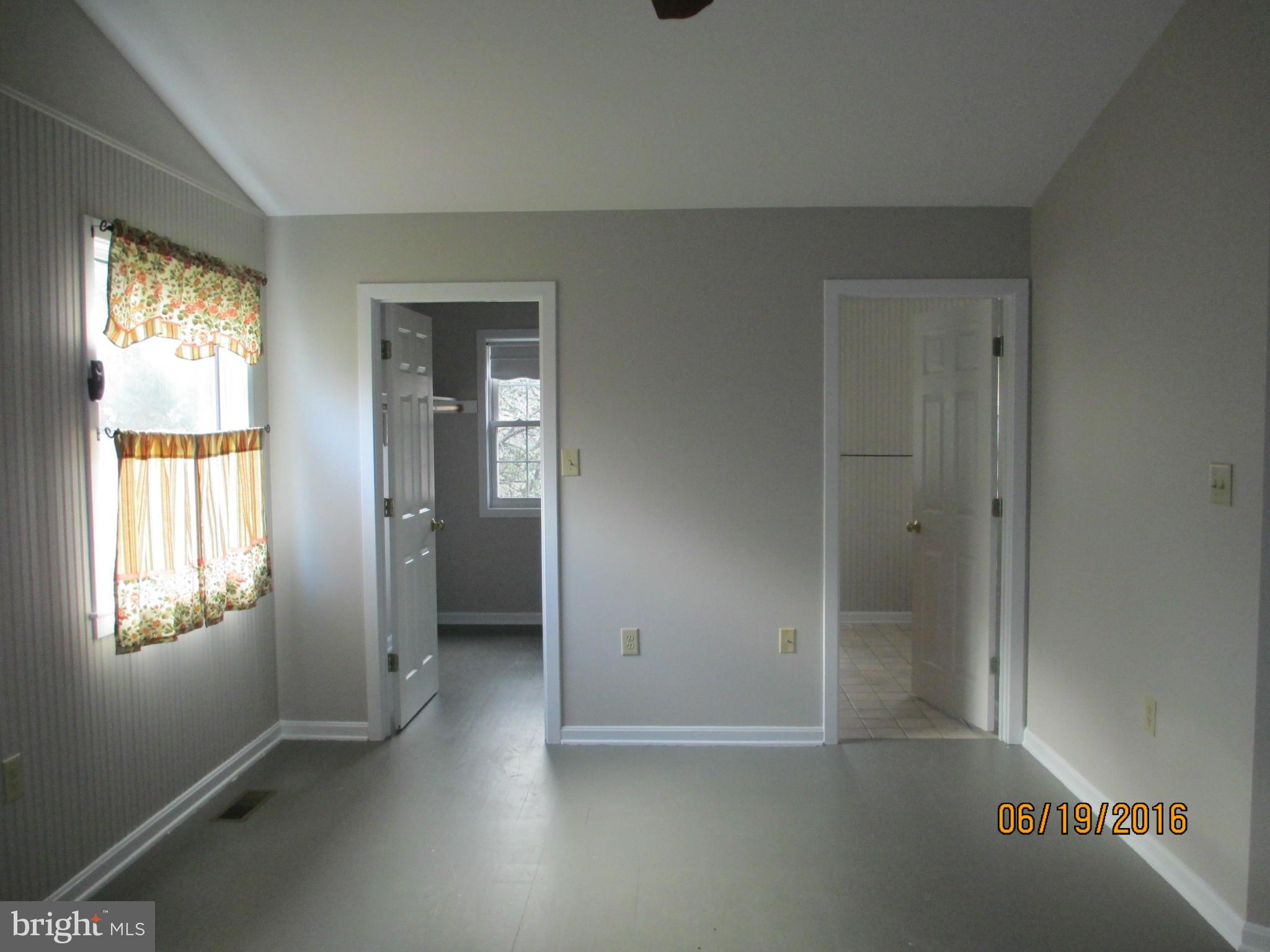 SPRING VALLEY - Residential