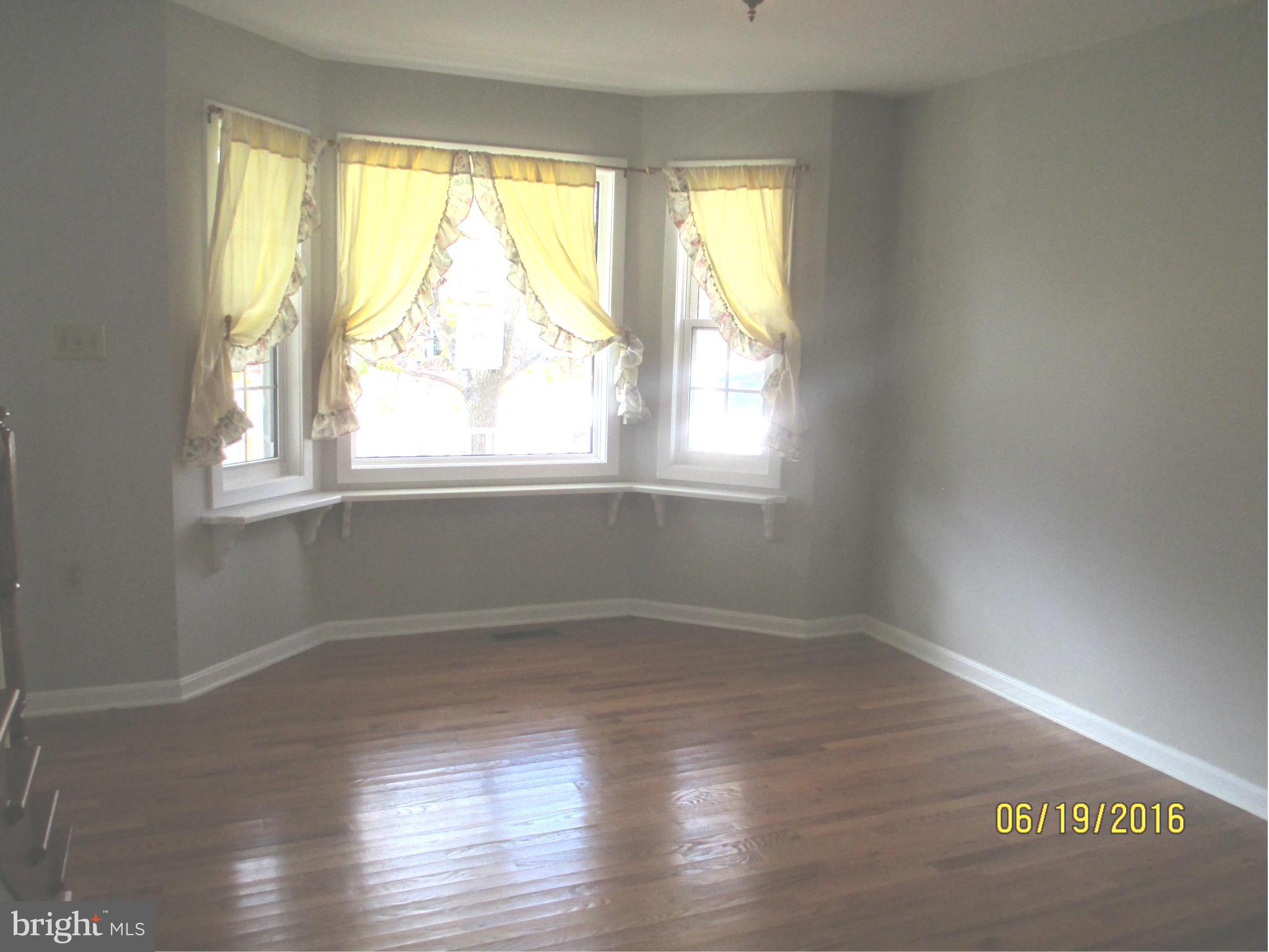 SPRING VALLEY - Residential