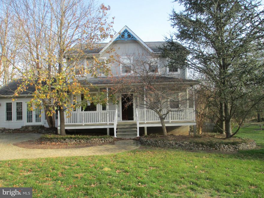 Freshly painted throughout and move-in ready. Level yard surrounded by mature trees and plenty of privacy. Enjoy grilling on your back deck , or relax on the front porch swing. Great commuter location close to Route 340. Huge family room, cozy living room with wood burning stove . FM First look initiative expires 12/13/16. EMD  must be certified funds to Century 21 Braddock Realty. Sold "as-is"