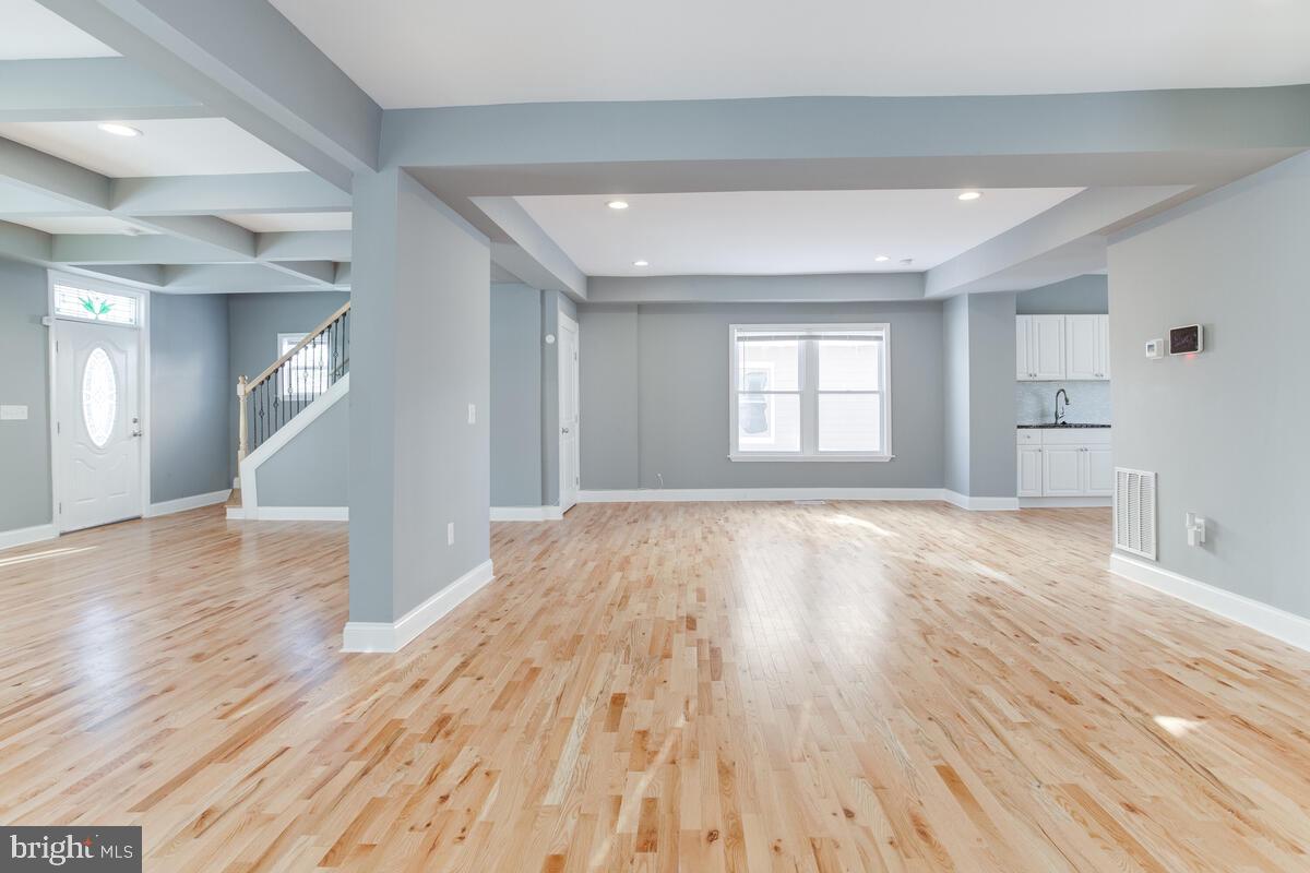 WINDSOR HILLS - Residential