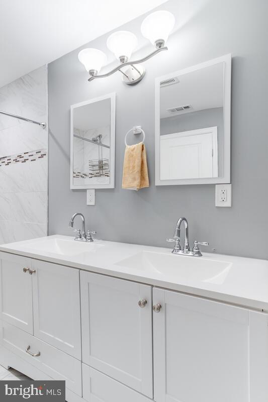 WINDSOR HILLS - Residential