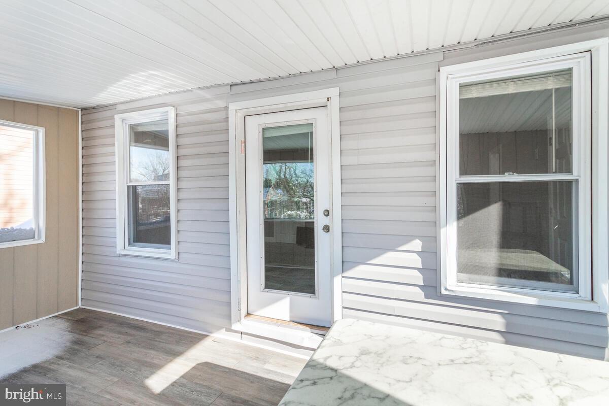 WINDSOR HILLS - Residential