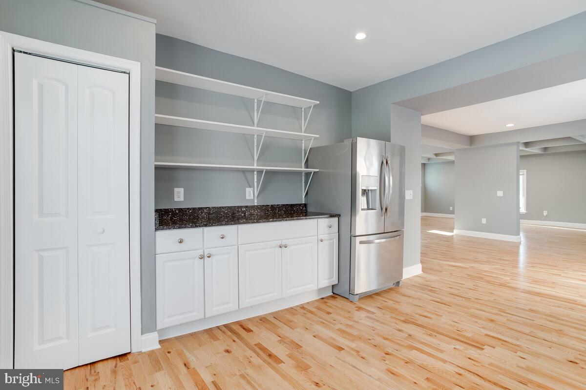 WINDSOR HILLS - Residential