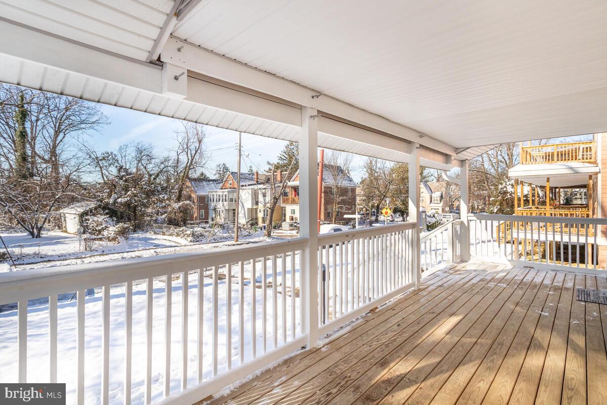 WINDSOR HILLS - Residential