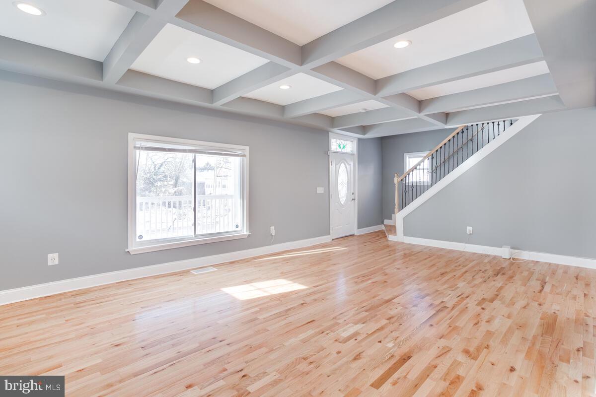 WINDSOR HILLS - Residential