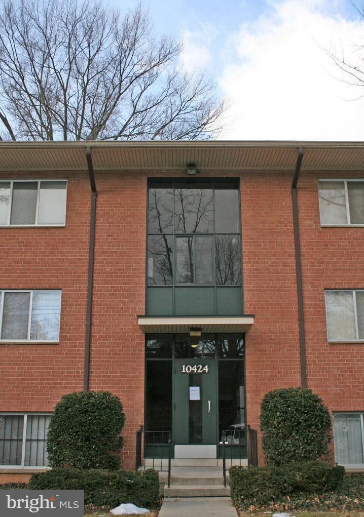 GROSVENOR PARK - Residential Lease