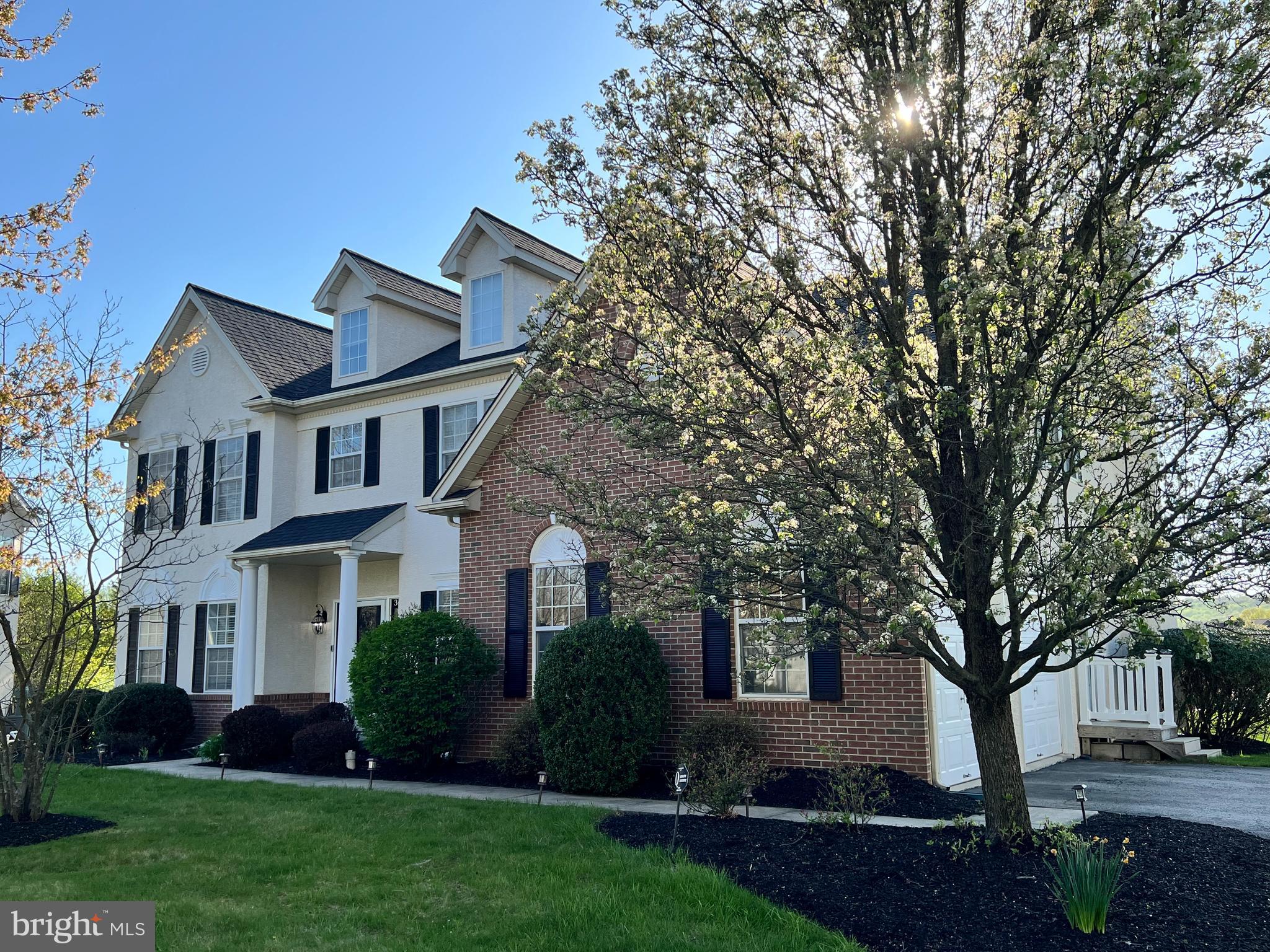 34 CAMERON COURT