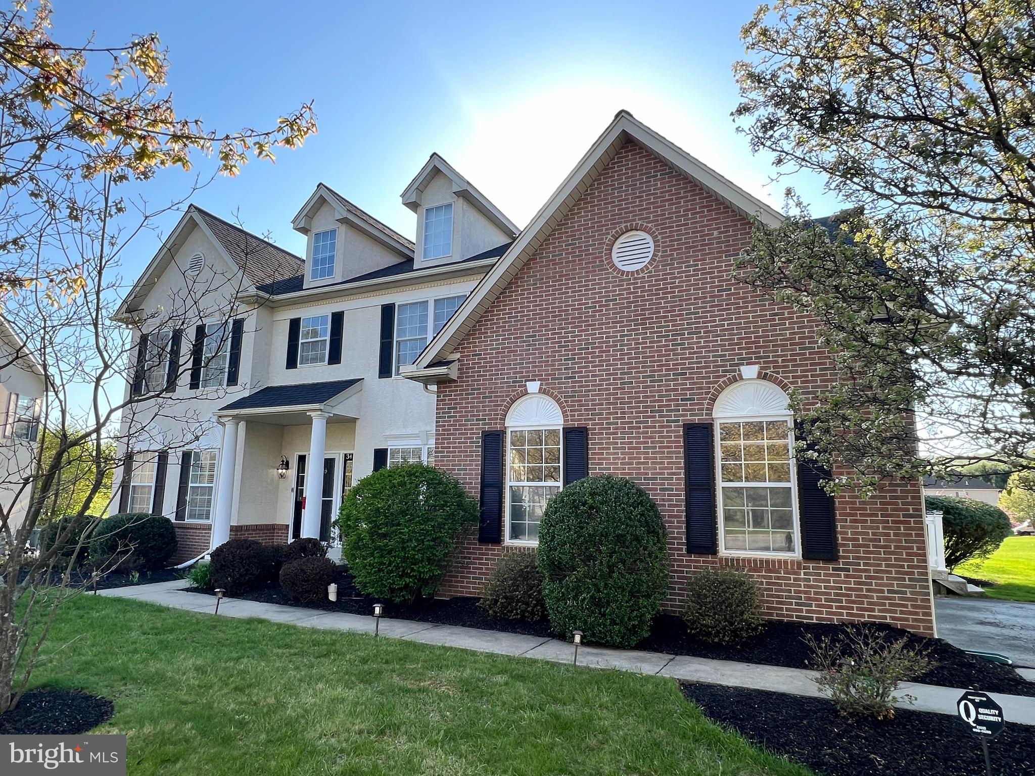 34 CAMERON COURT