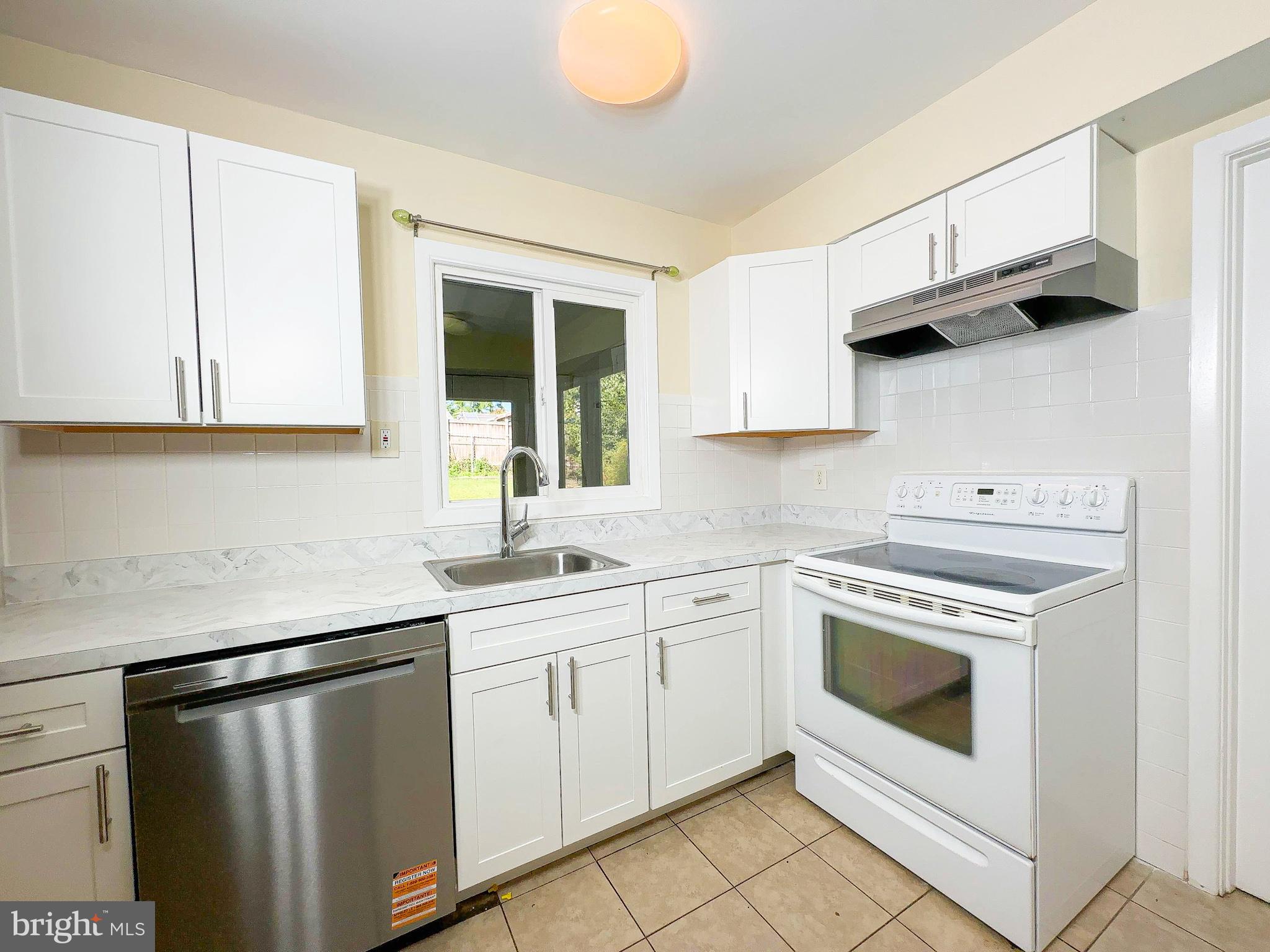 MEADOWBROOK AT BELAIR - Residential Lease