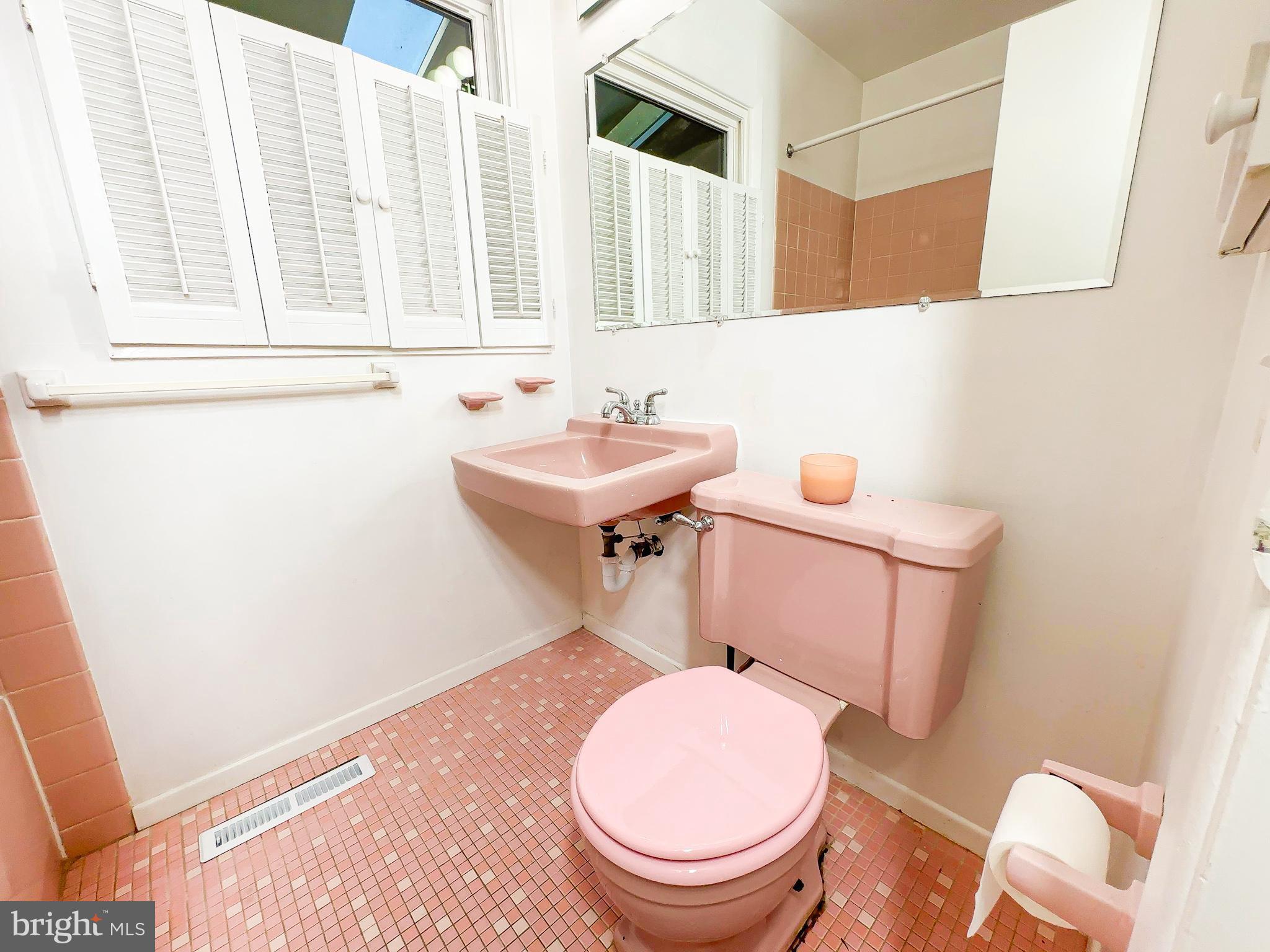 MEADOWBROOK AT BELAIR - Residential Lease