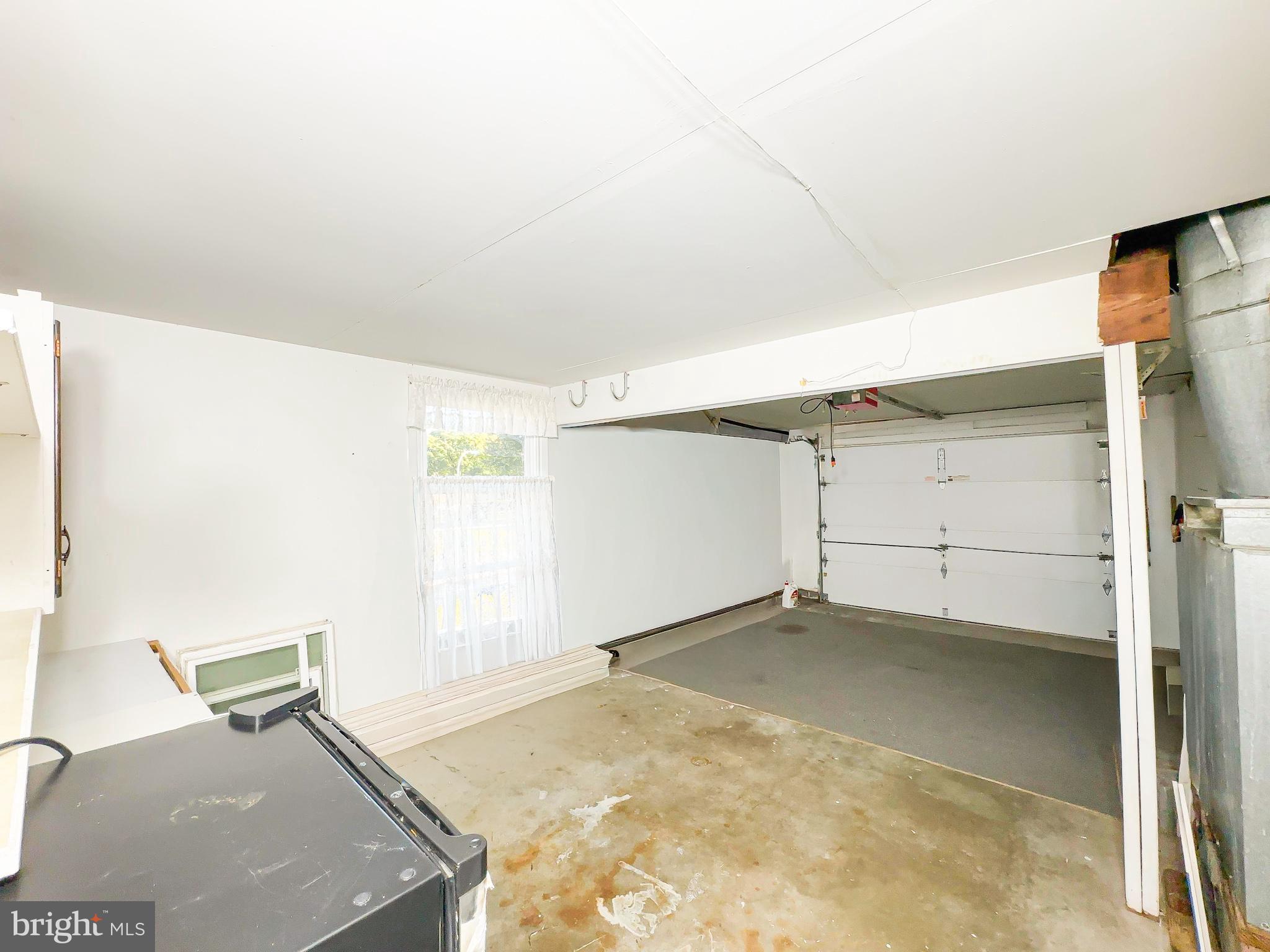 MEADOWBROOK AT BELAIR - Residential Lease