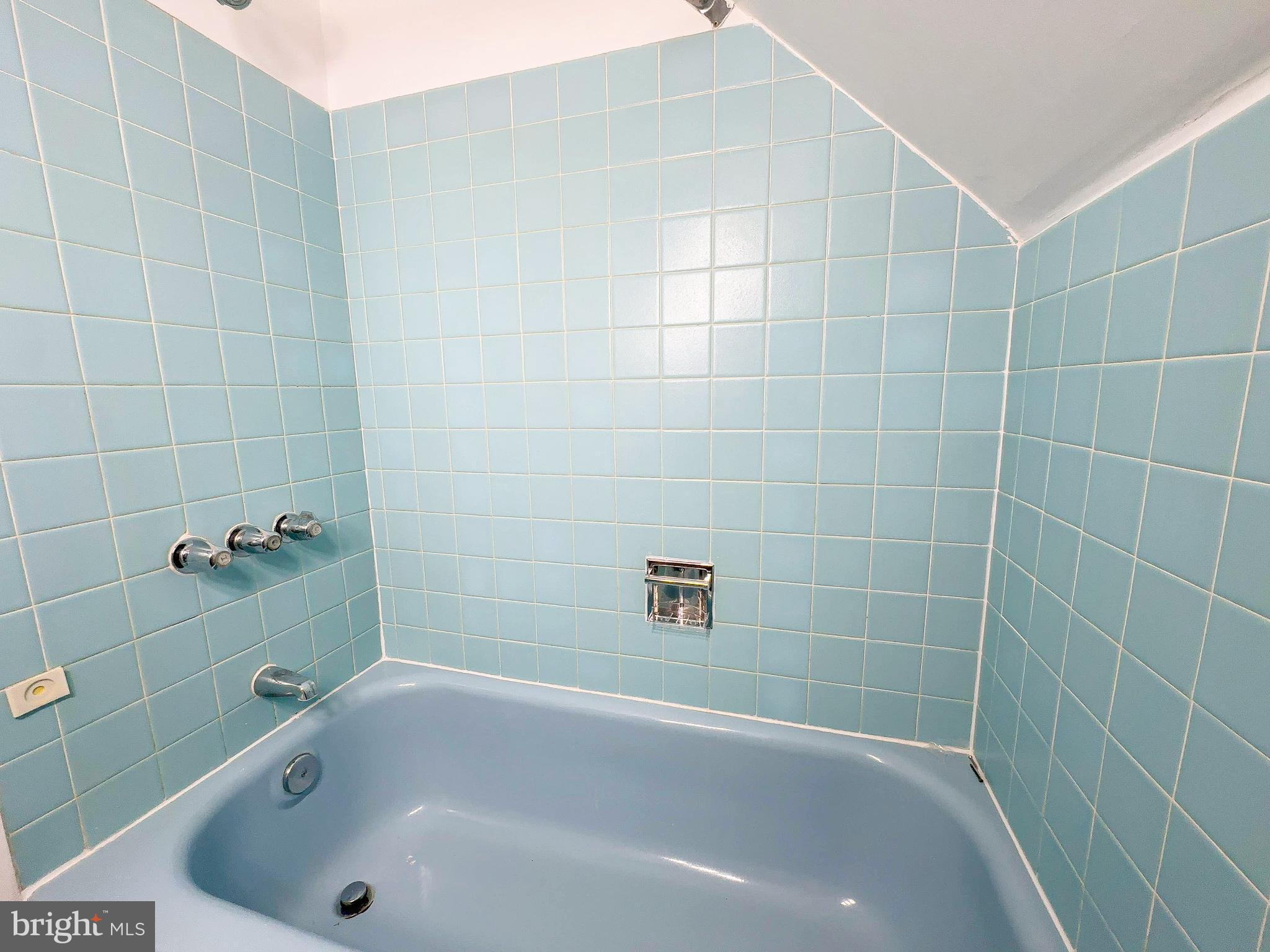 MEADOWBROOK AT BELAIR - Residential Lease