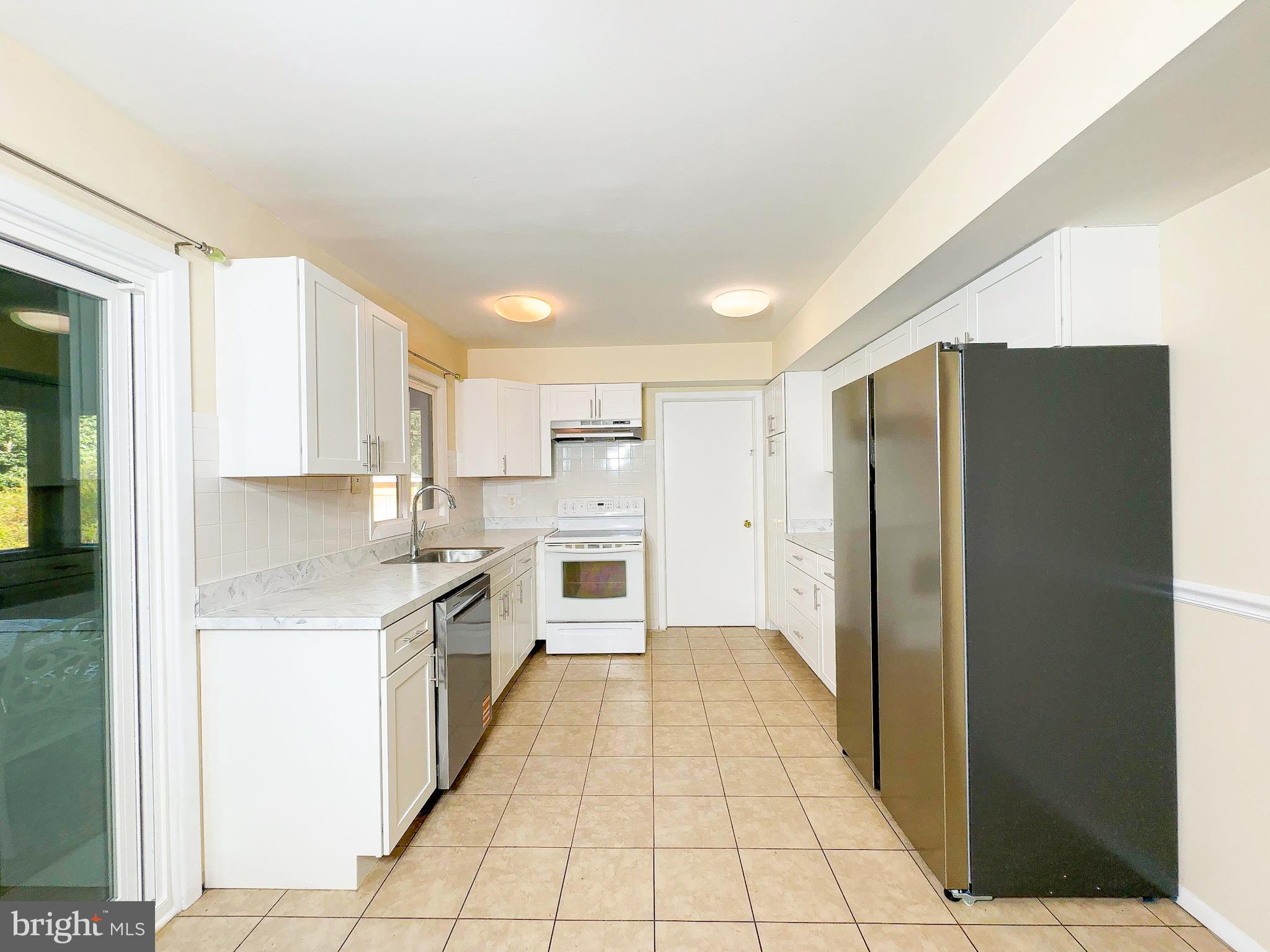 MEADOWBROOK AT BELAIR - Residential Lease