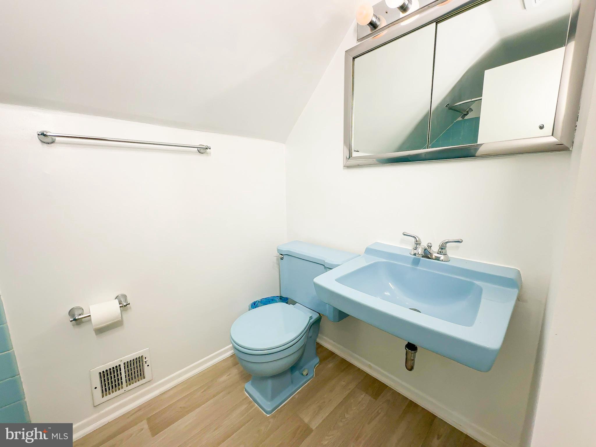 MEADOWBROOK AT BELAIR - Residential Lease