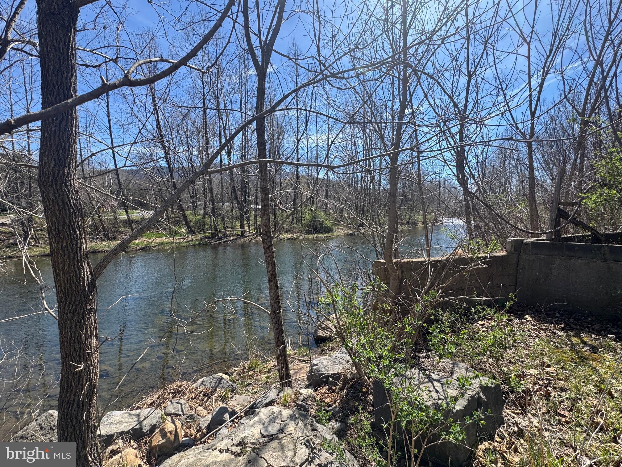 NONE UNRESTRICTED - Residential