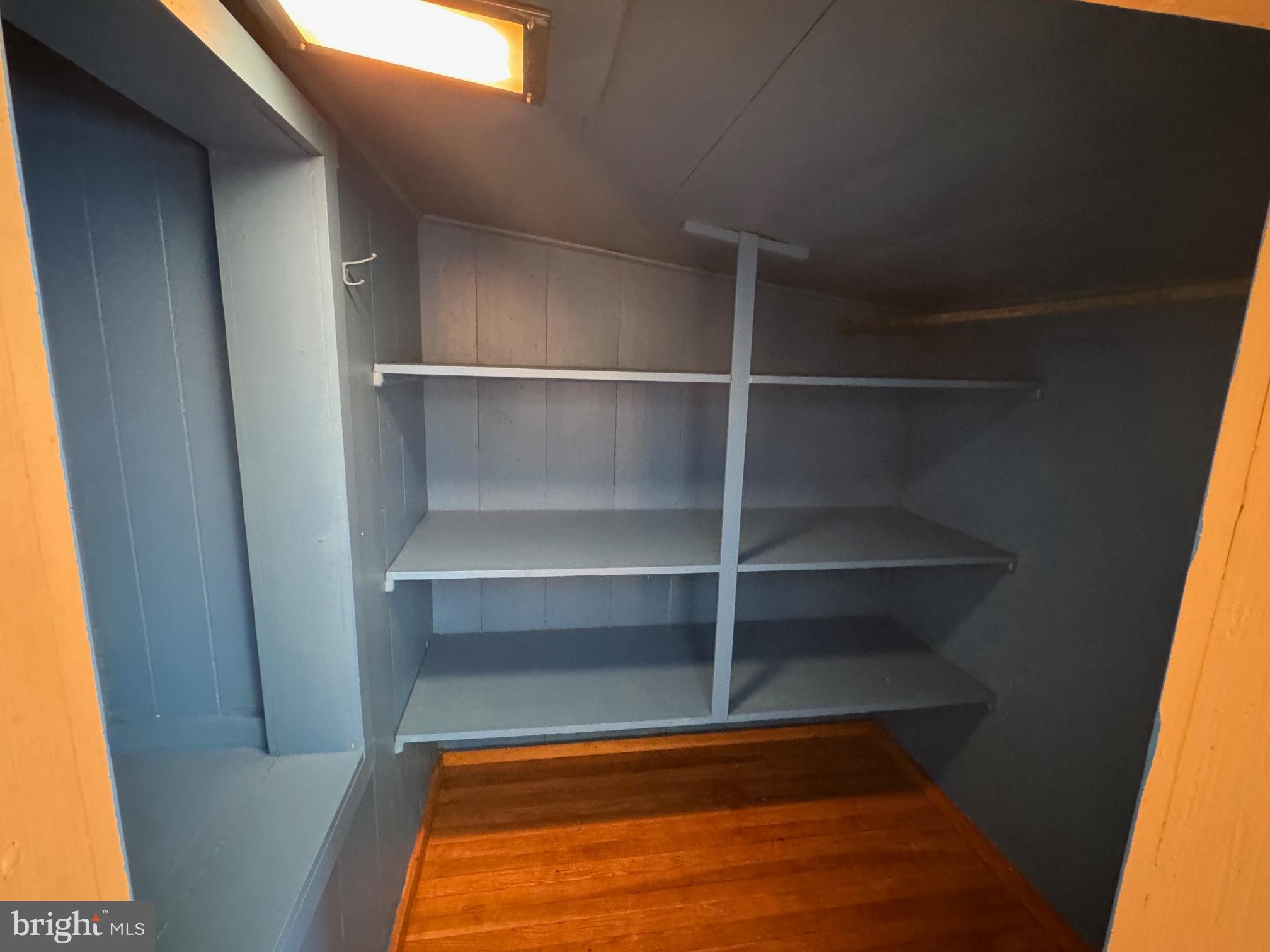 NONE UNRESTRICTED - Residential