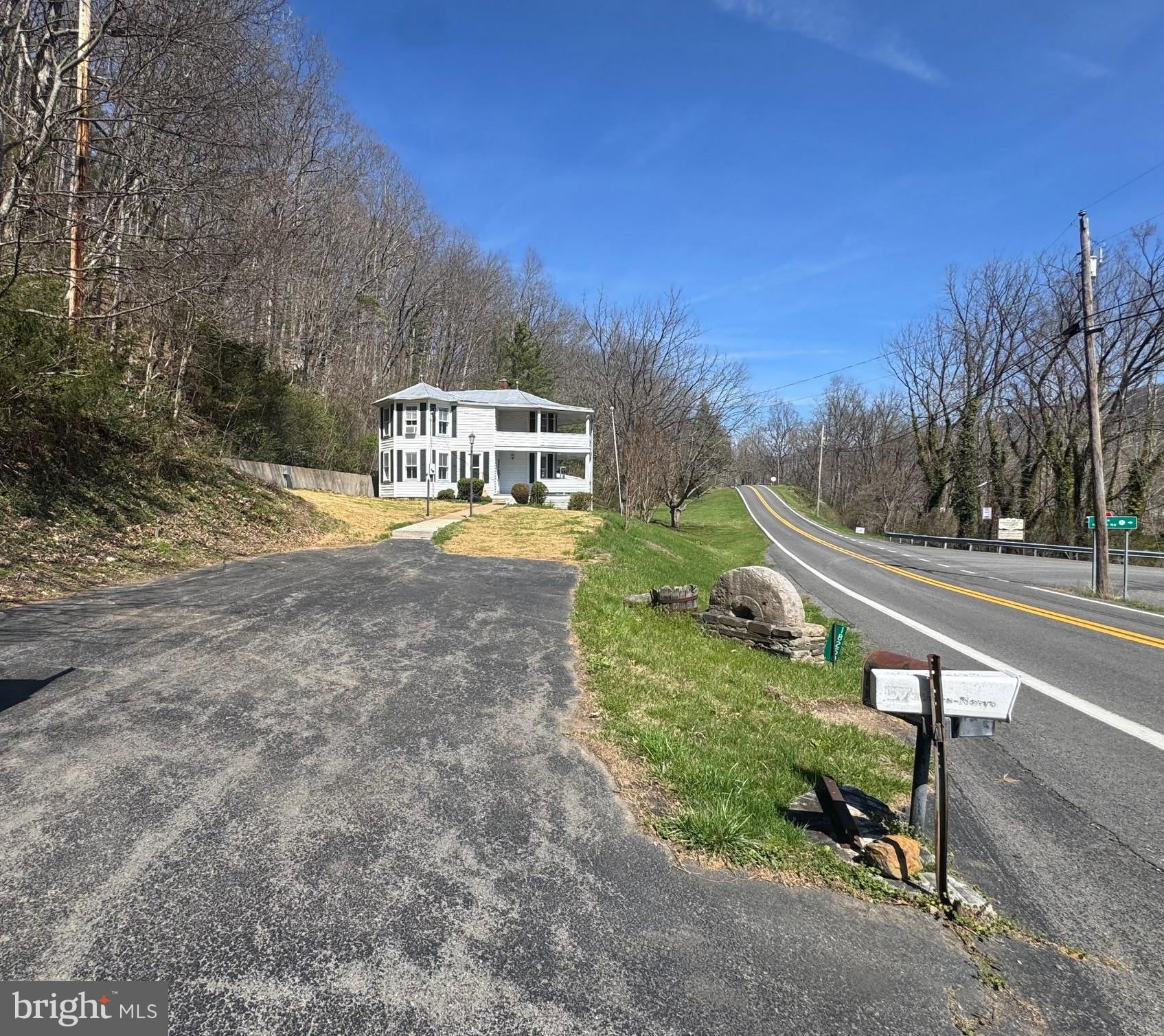 NONE UNRESTRICTED - Residential