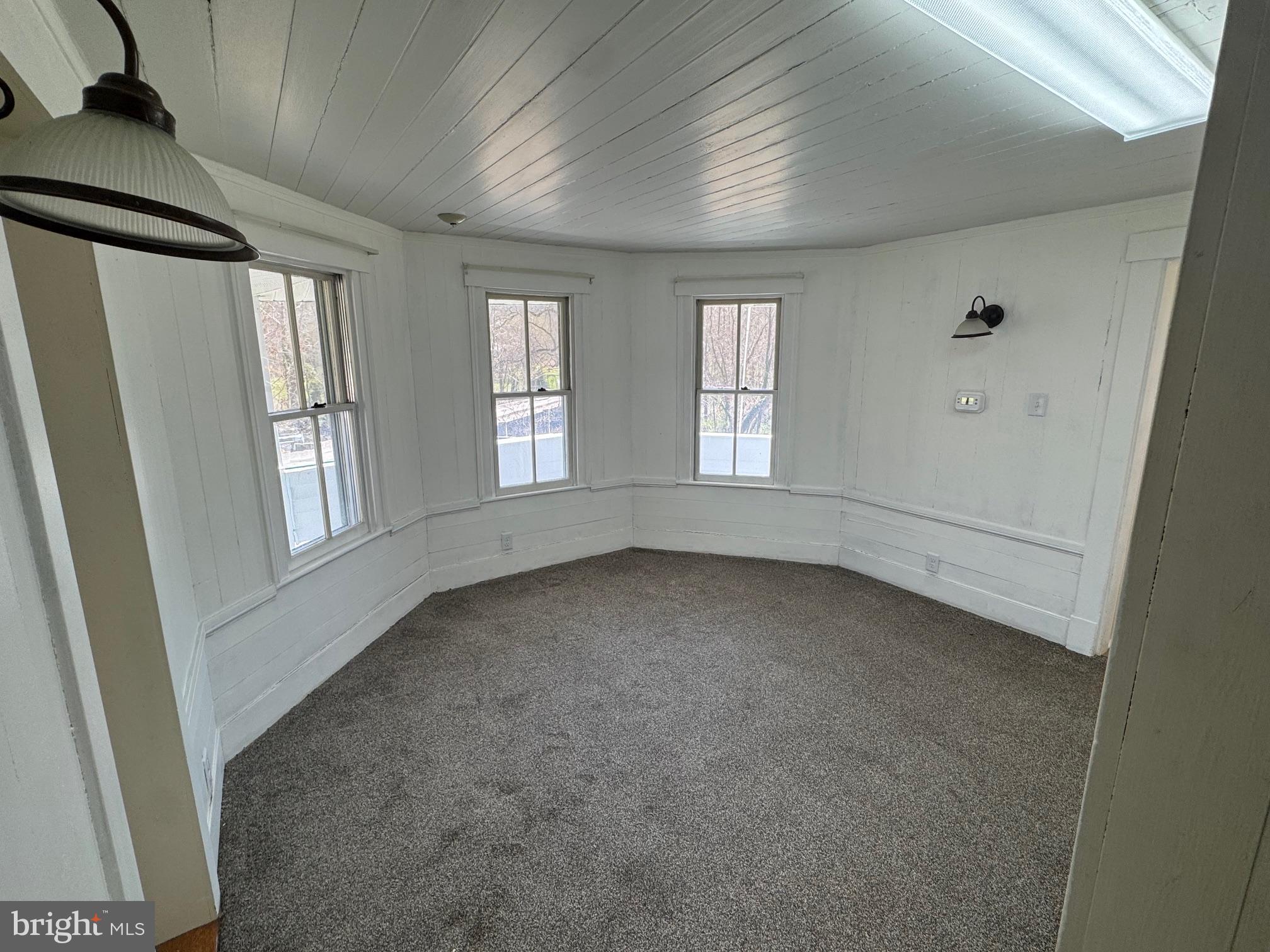 NONE UNRESTRICTED - Residential