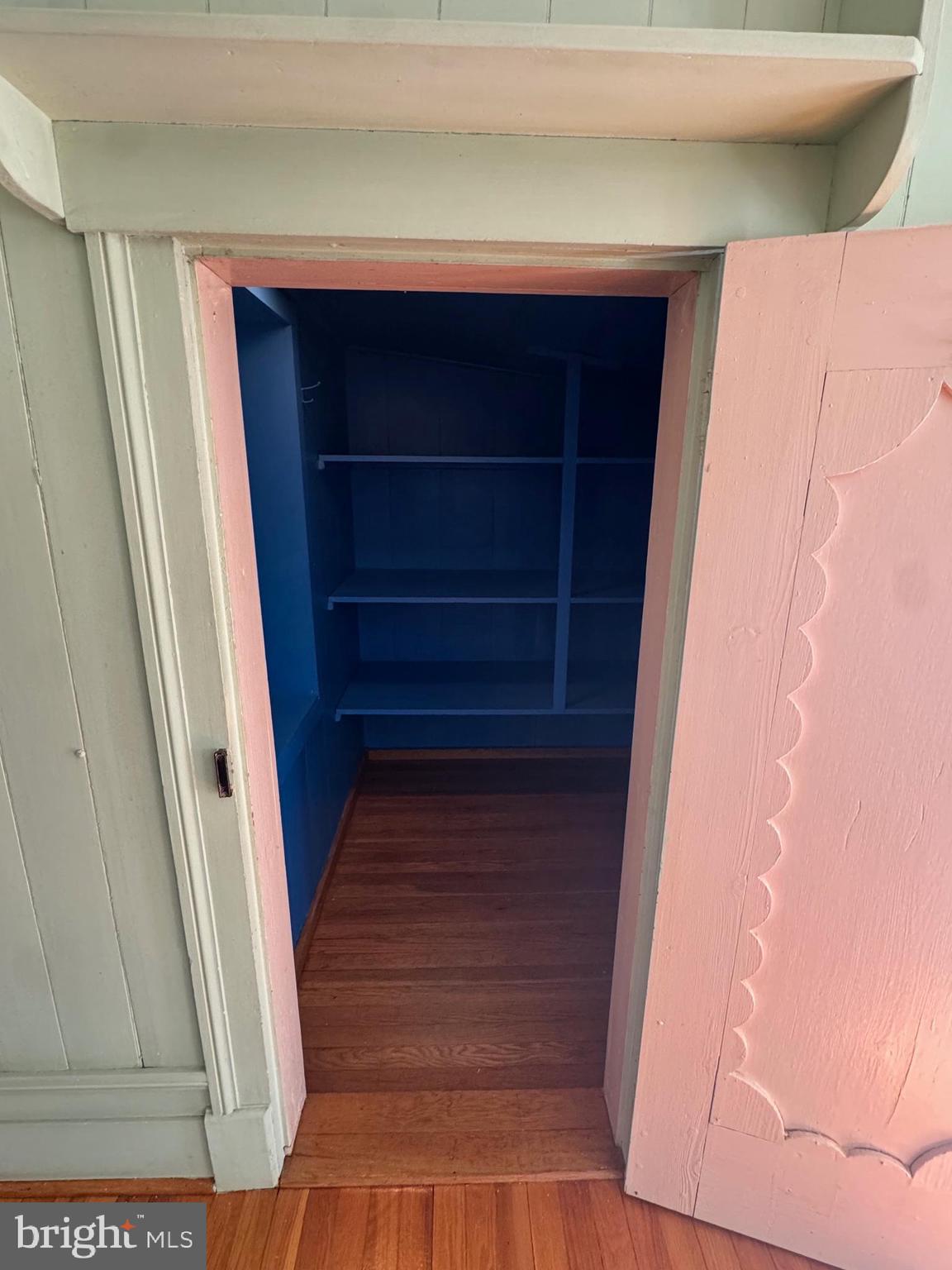 NONE UNRESTRICTED - Residential