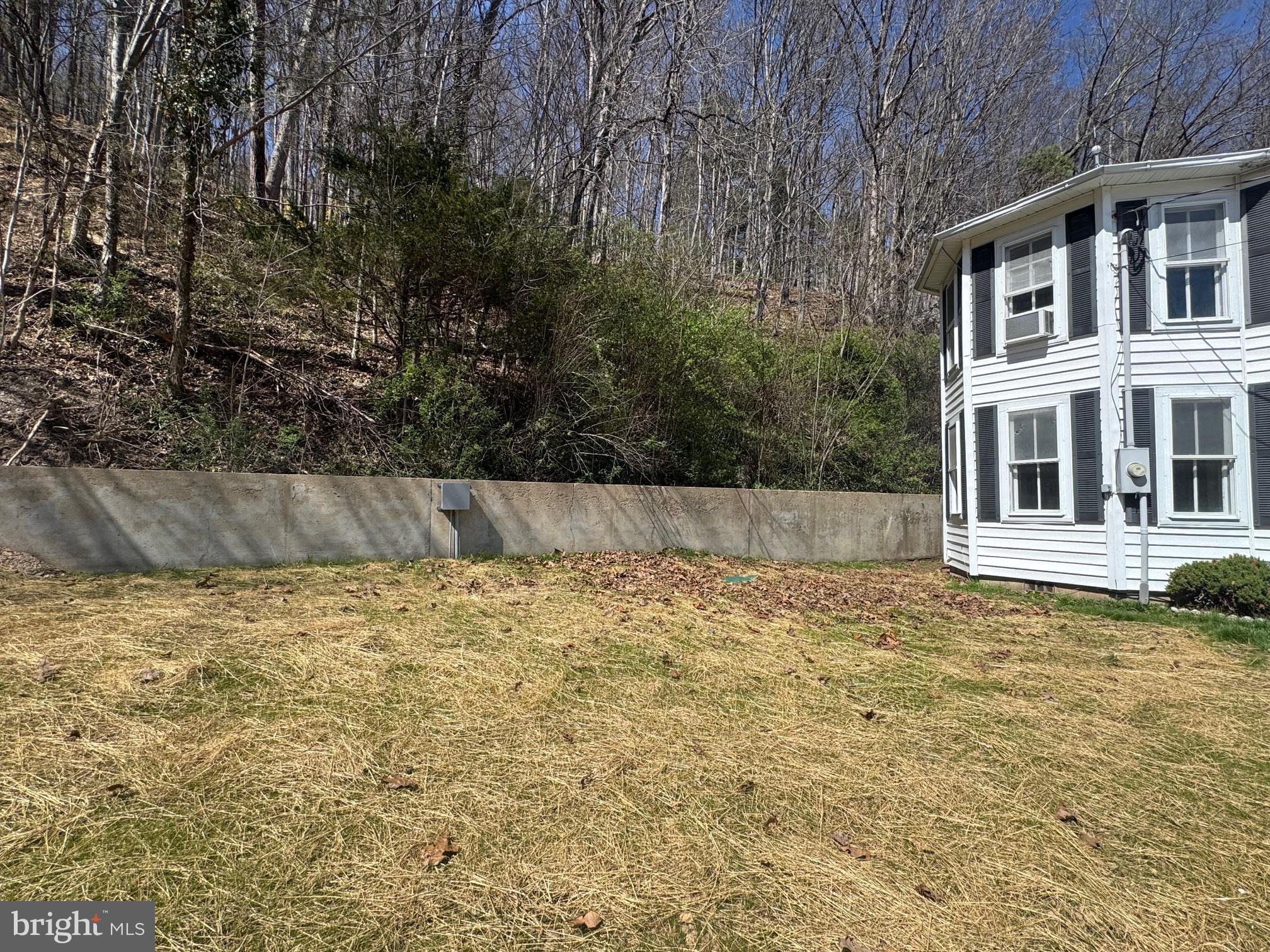 NONE UNRESTRICTED - Residential