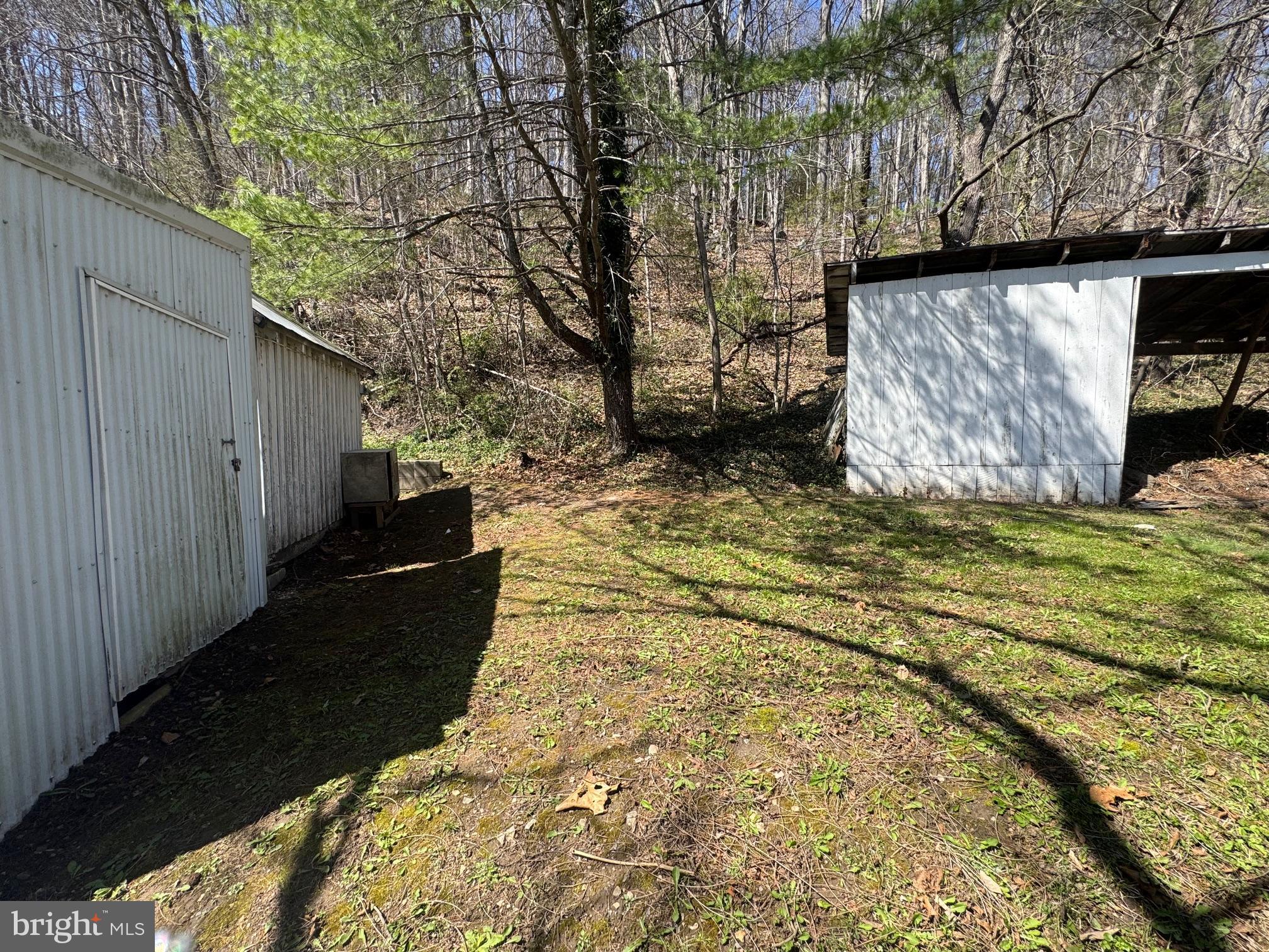 NONE UNRESTRICTED - Residential