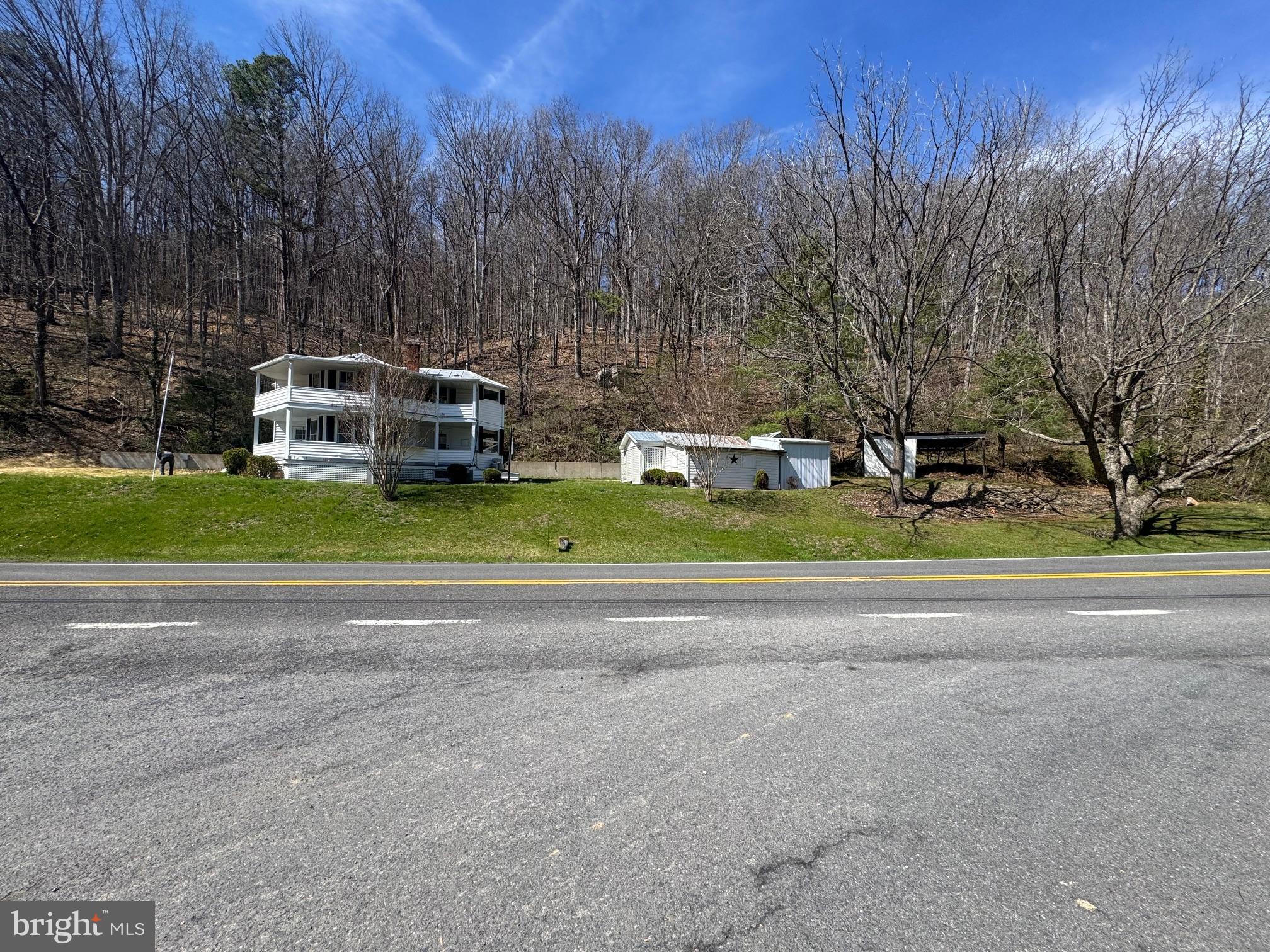 NONE UNRESTRICTED - Residential