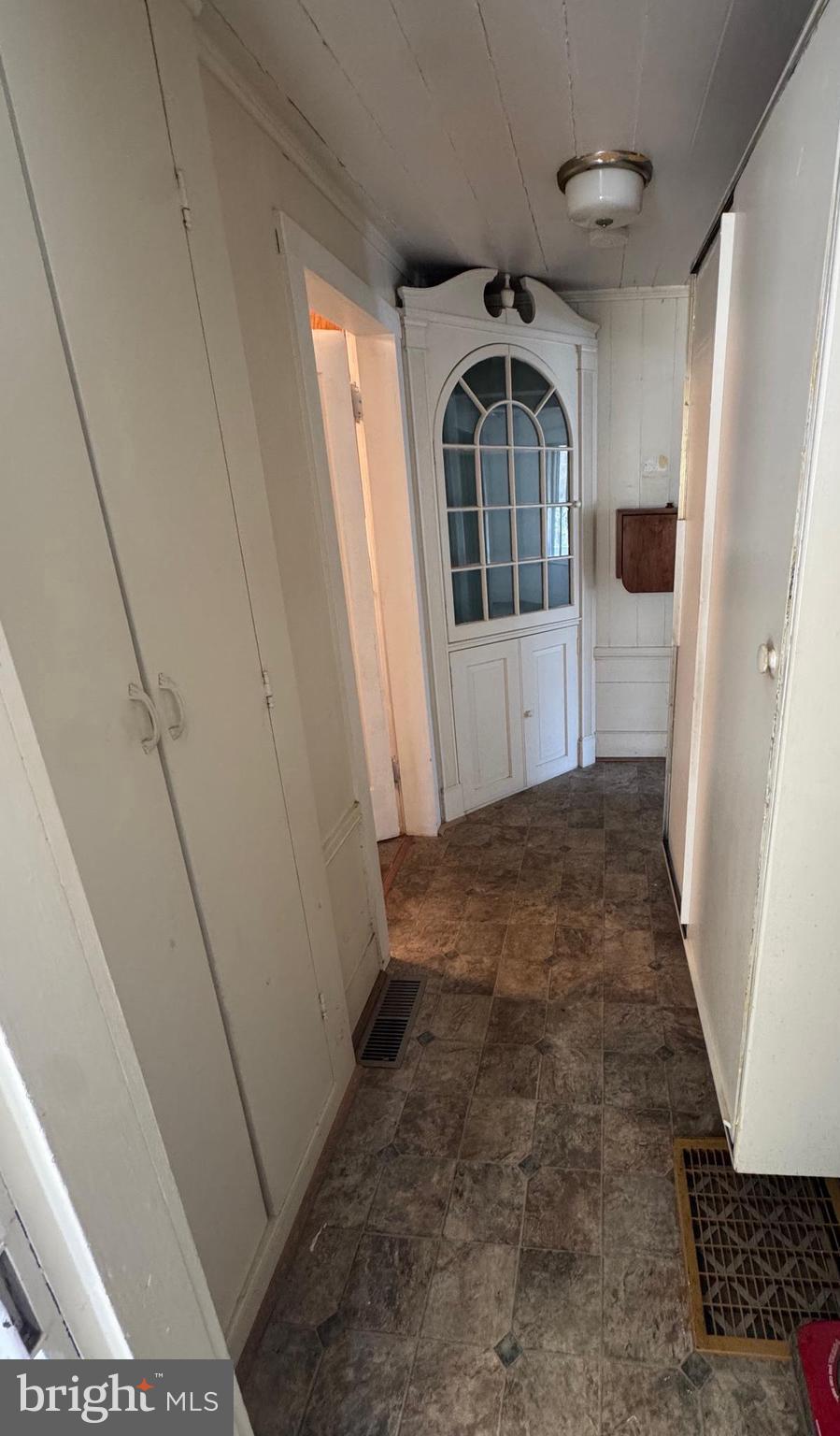 NONE UNRESTRICTED - Residential