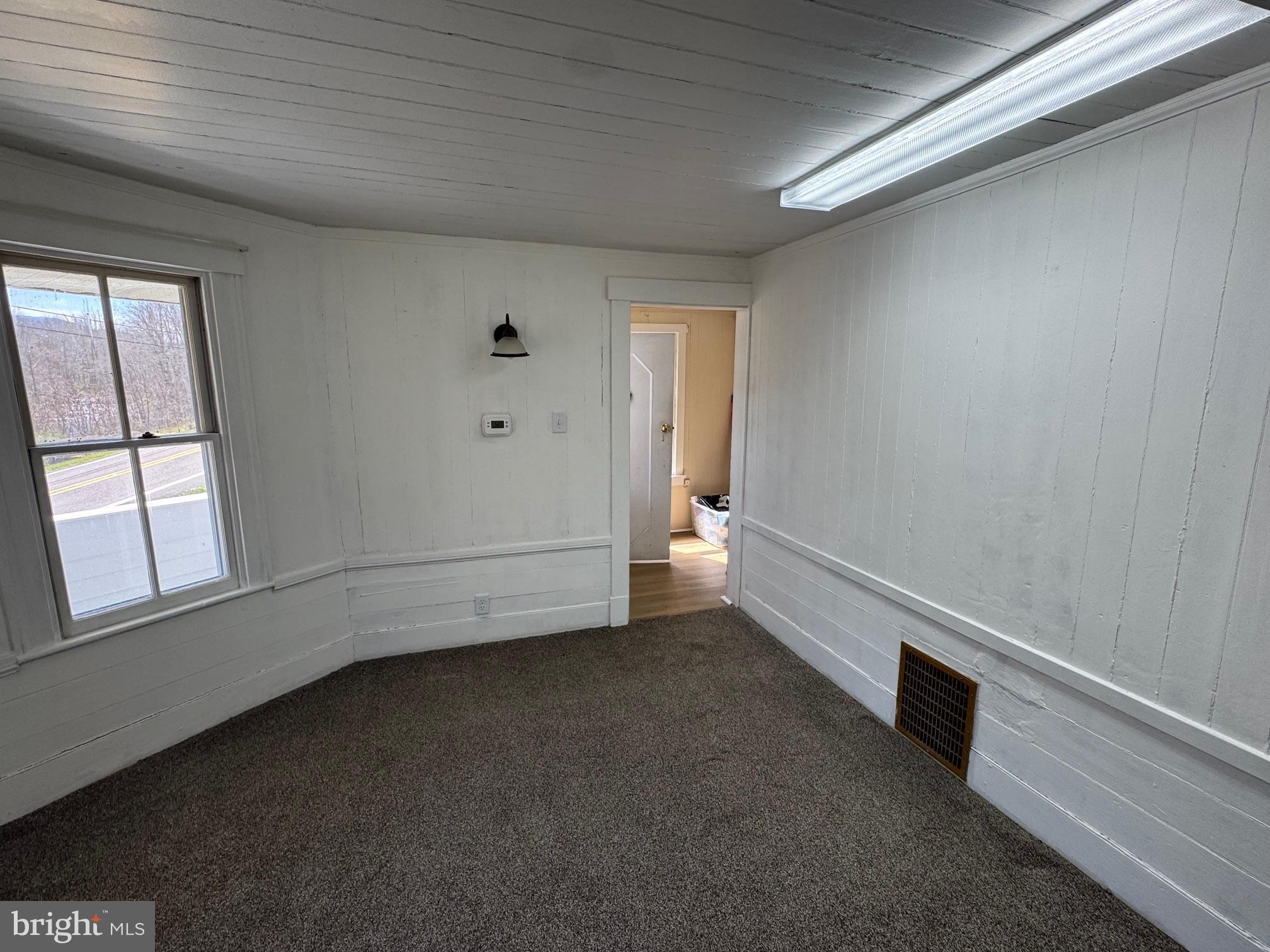 NONE UNRESTRICTED - Residential