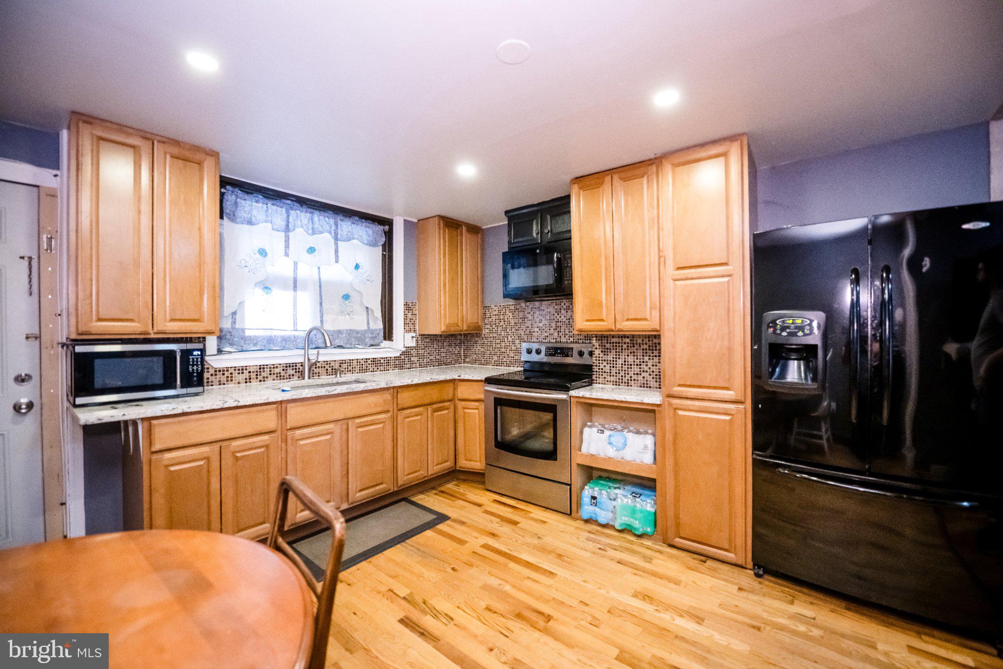 HIGHLANDTOWN - Residential