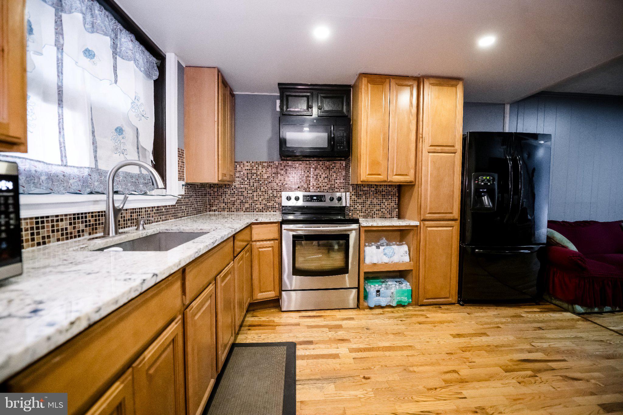 HIGHLANDTOWN - Residential