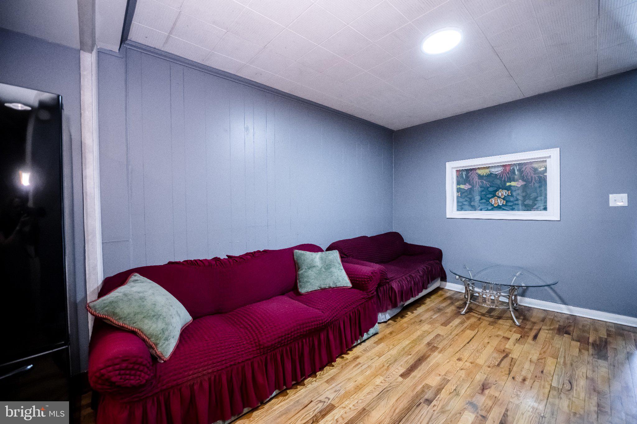 HIGHLANDTOWN - Residential