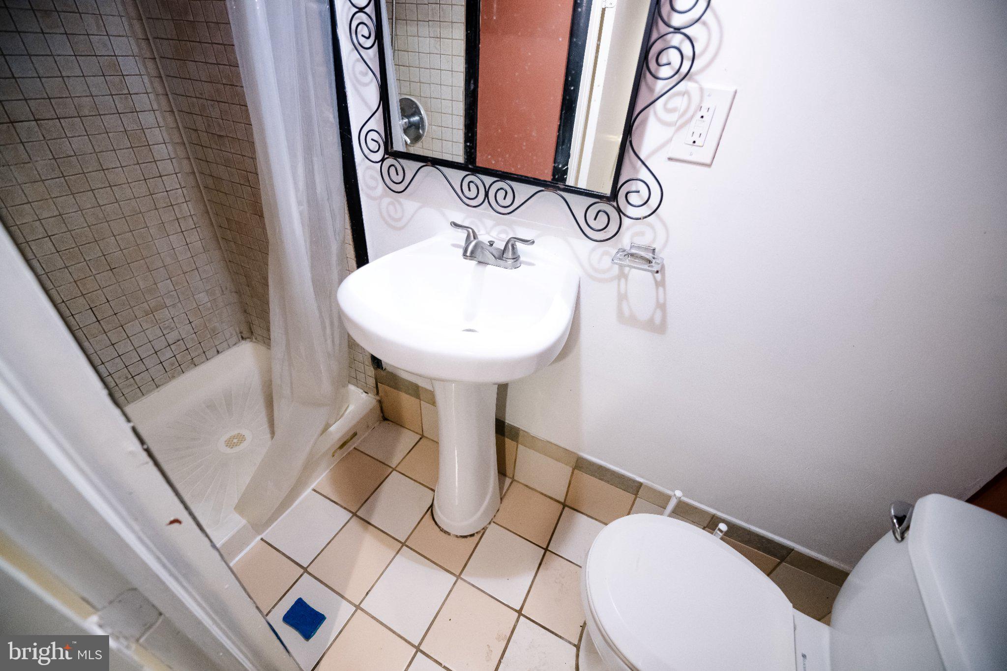 HIGHLANDTOWN - Residential