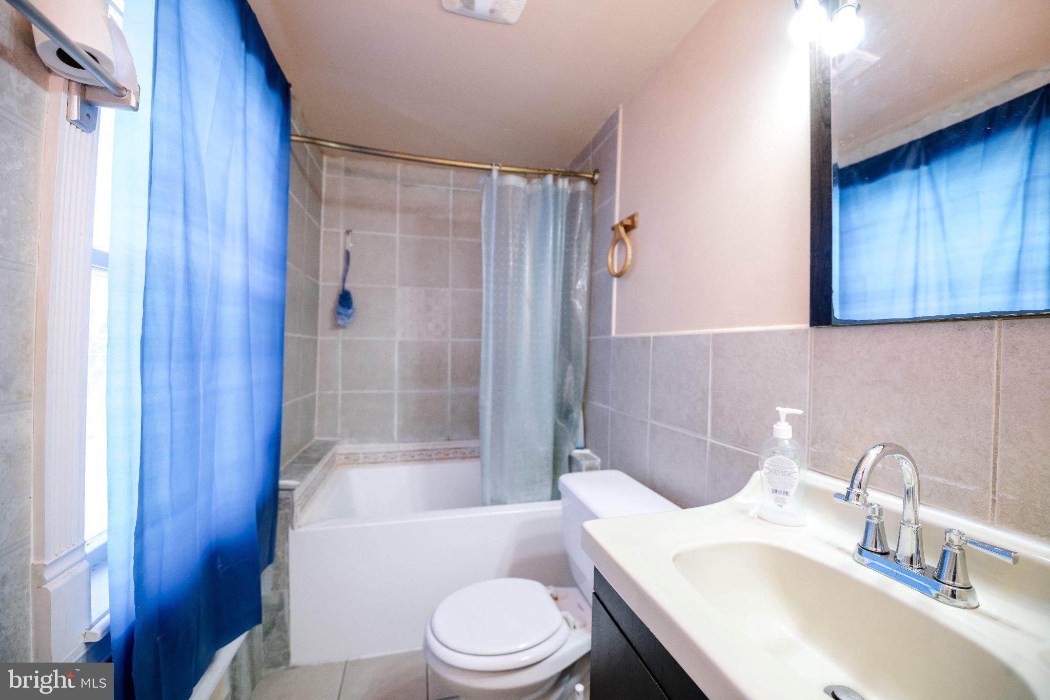 HIGHLANDTOWN - Residential