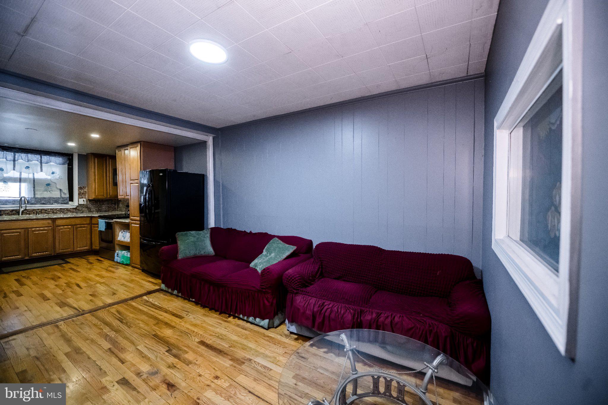 HIGHLANDTOWN - Residential