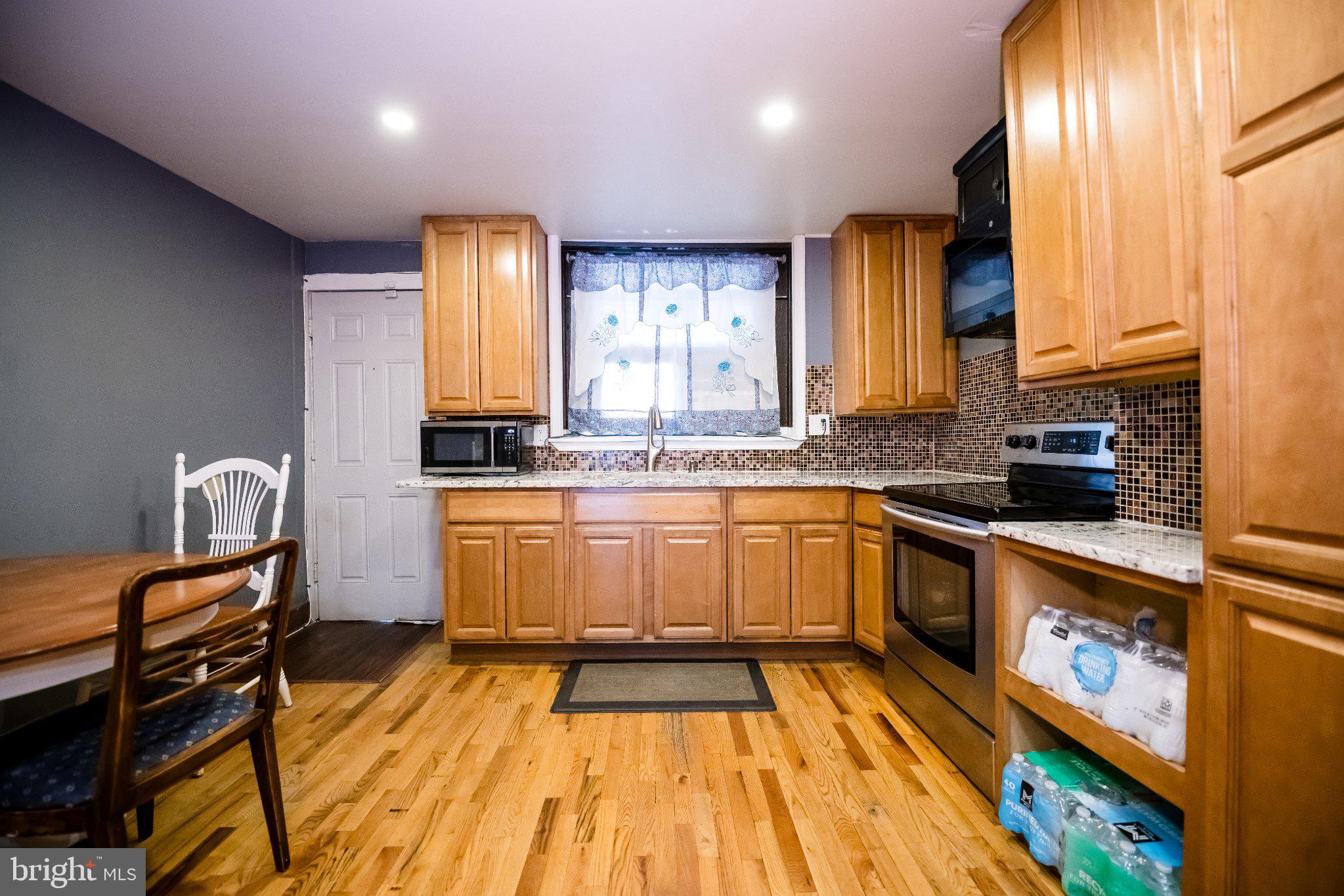 HIGHLANDTOWN - Residential