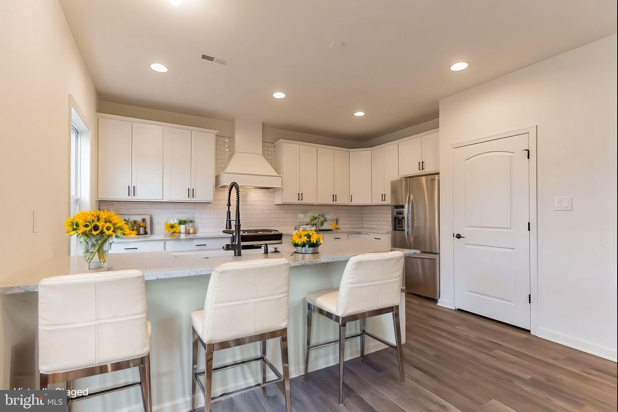 ROSEVILLE PARK - Residential