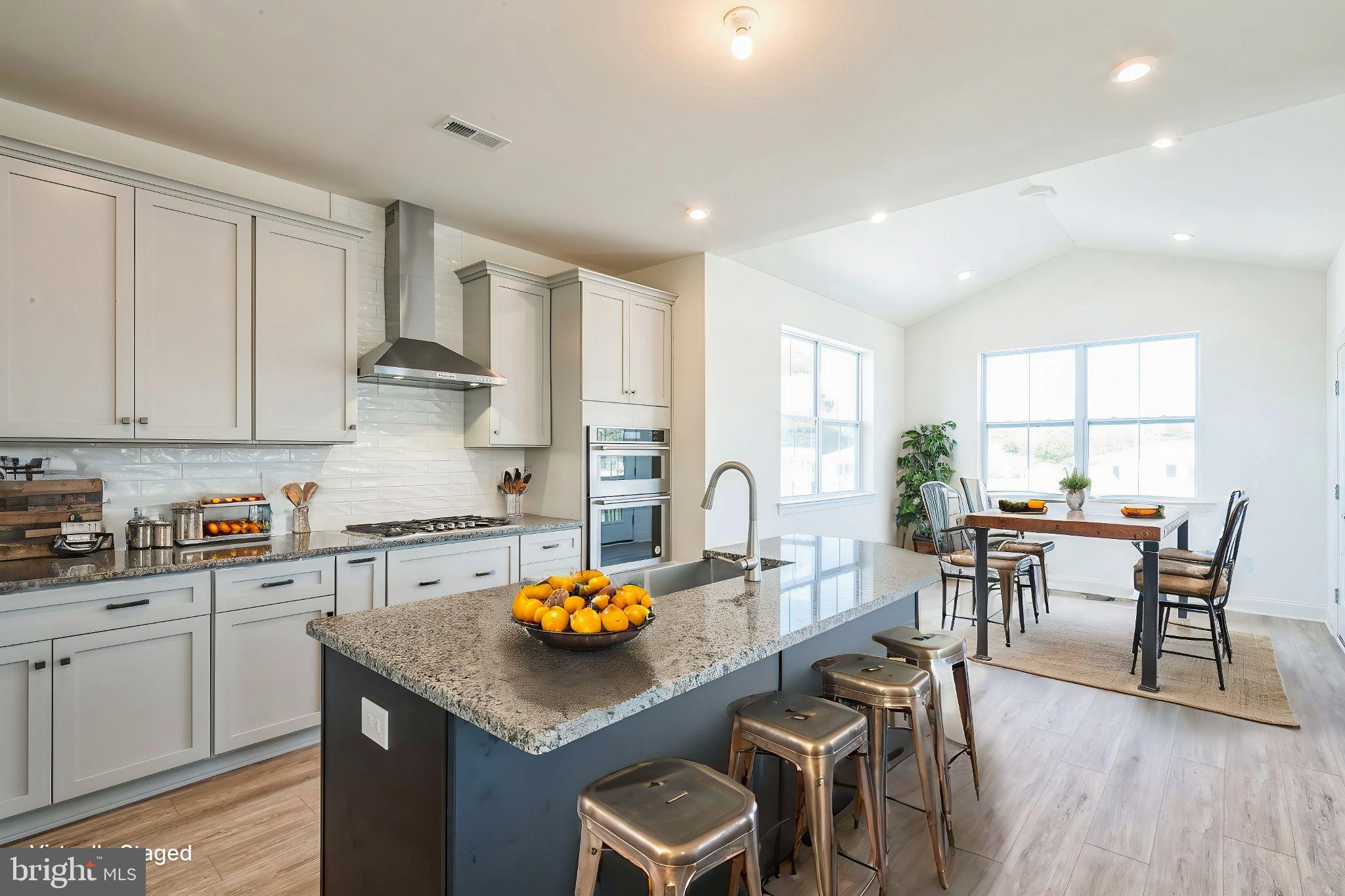 ROSEVILLE PARK - Residential