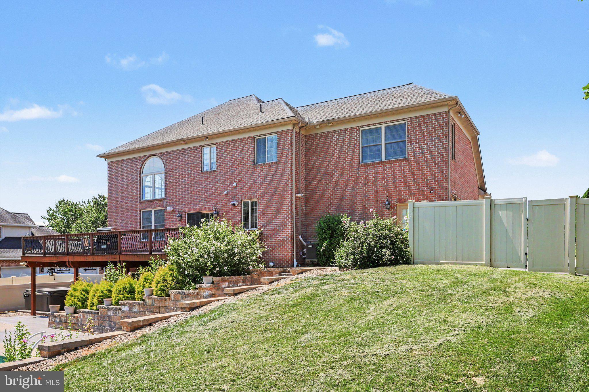 2450 HARTFORD ROAD