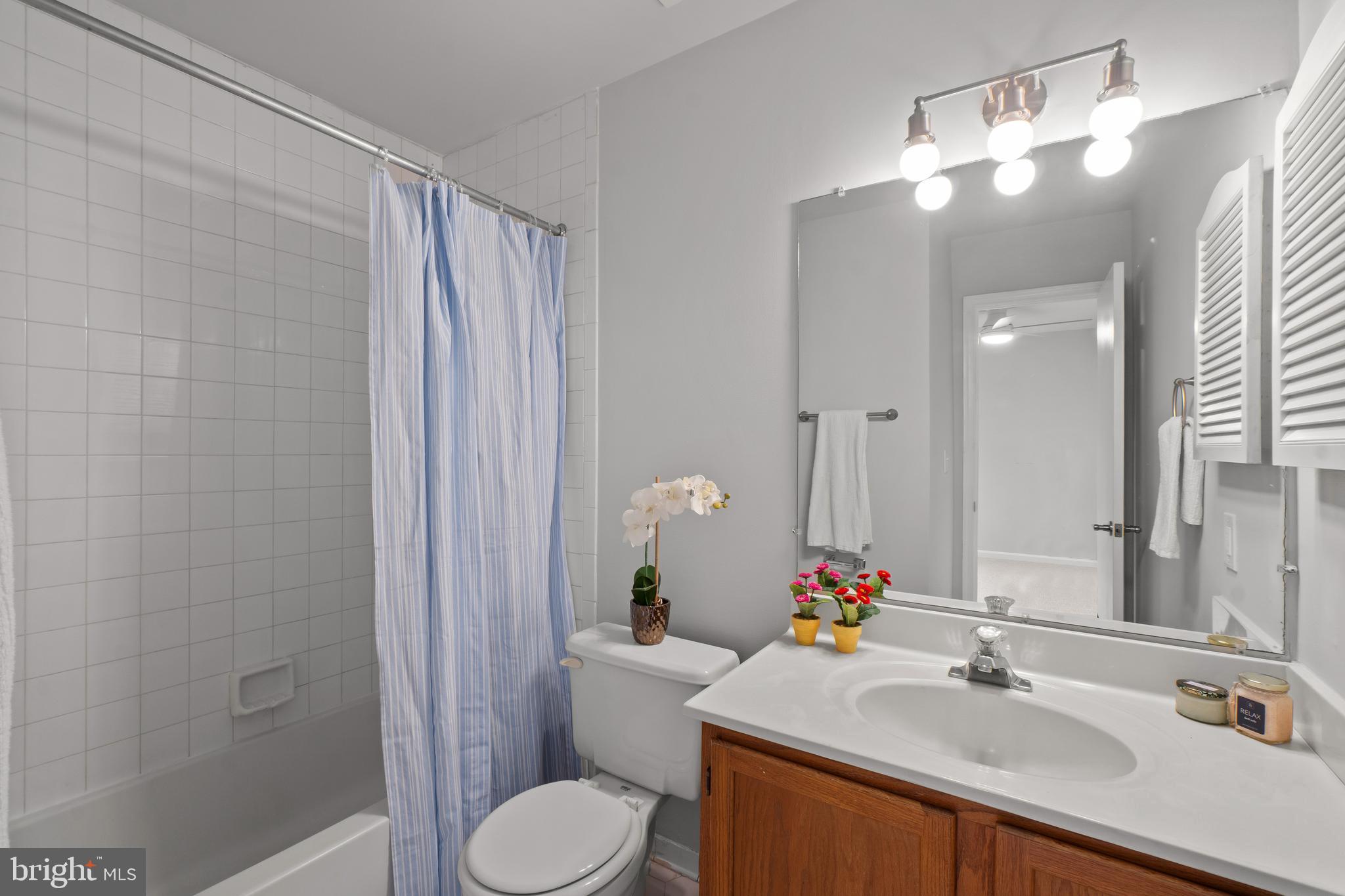 MARINERS LANDING - Residential