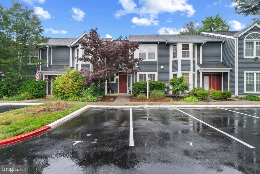 Coming soon! Beautiful home in Mariner's Landing. Well maintained 2 primary suite home! New kitchen!